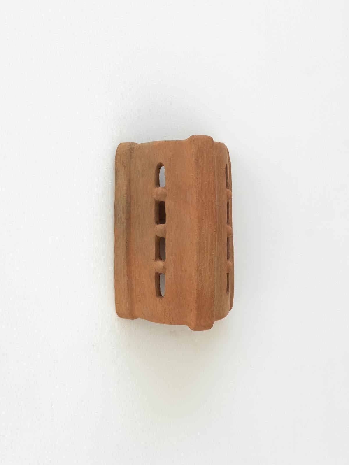 Terracotta contemporary Ceramic Wall Light Made of local Clay by memòri studio For Sale 5