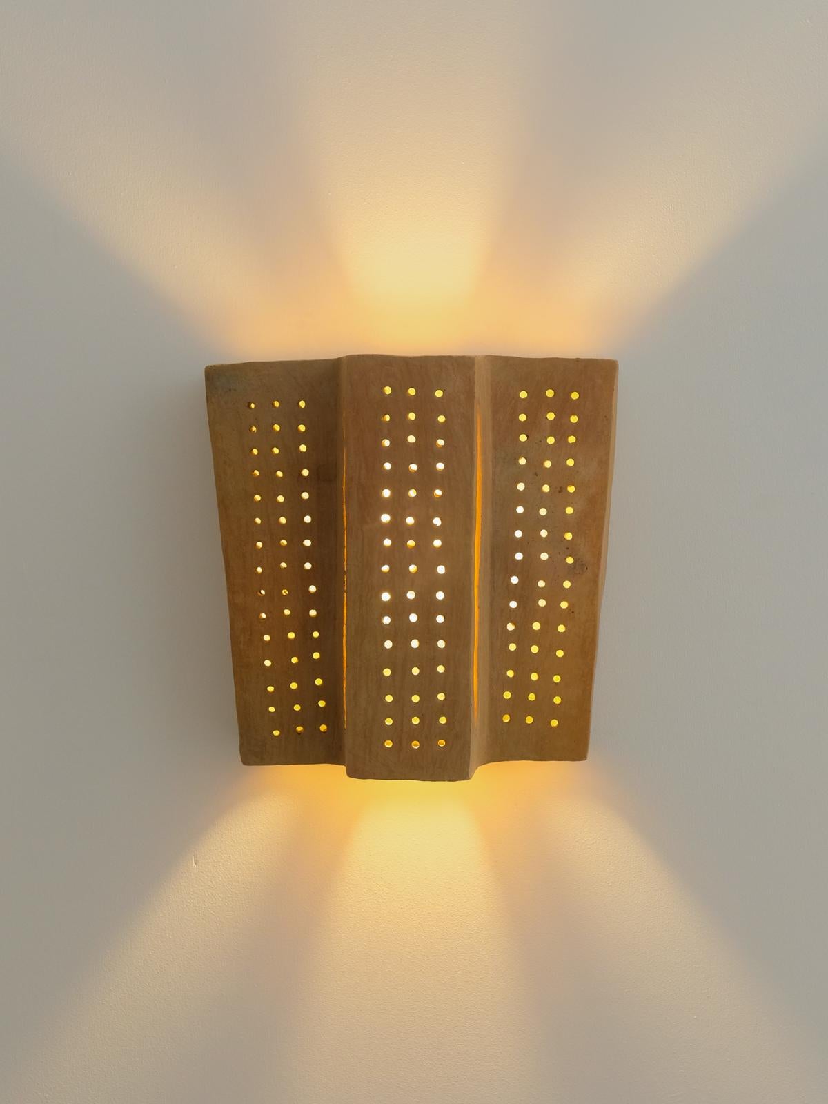 Terracotta contemporary Ceramic Wall Light Made of local Clay by memòri studio For Sale 6