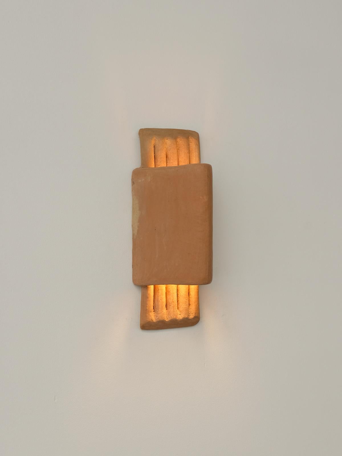 Terracotta contemporary Ceramic Wall Light Made of local Clay, handcrafted For Sale 10