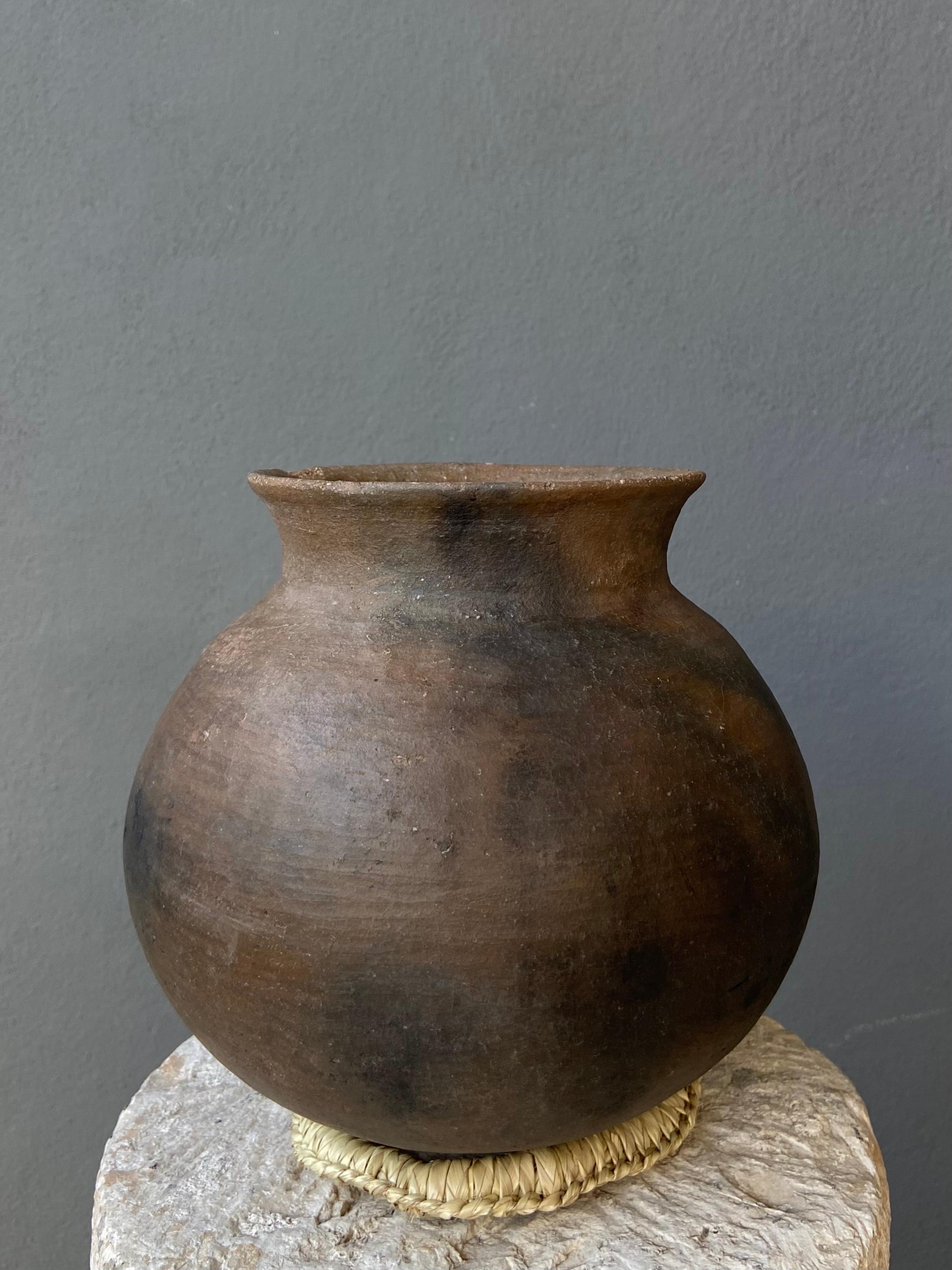 Country Terracotta Cooking Pot From The Mixteca Region of Oaxaca, Mexico