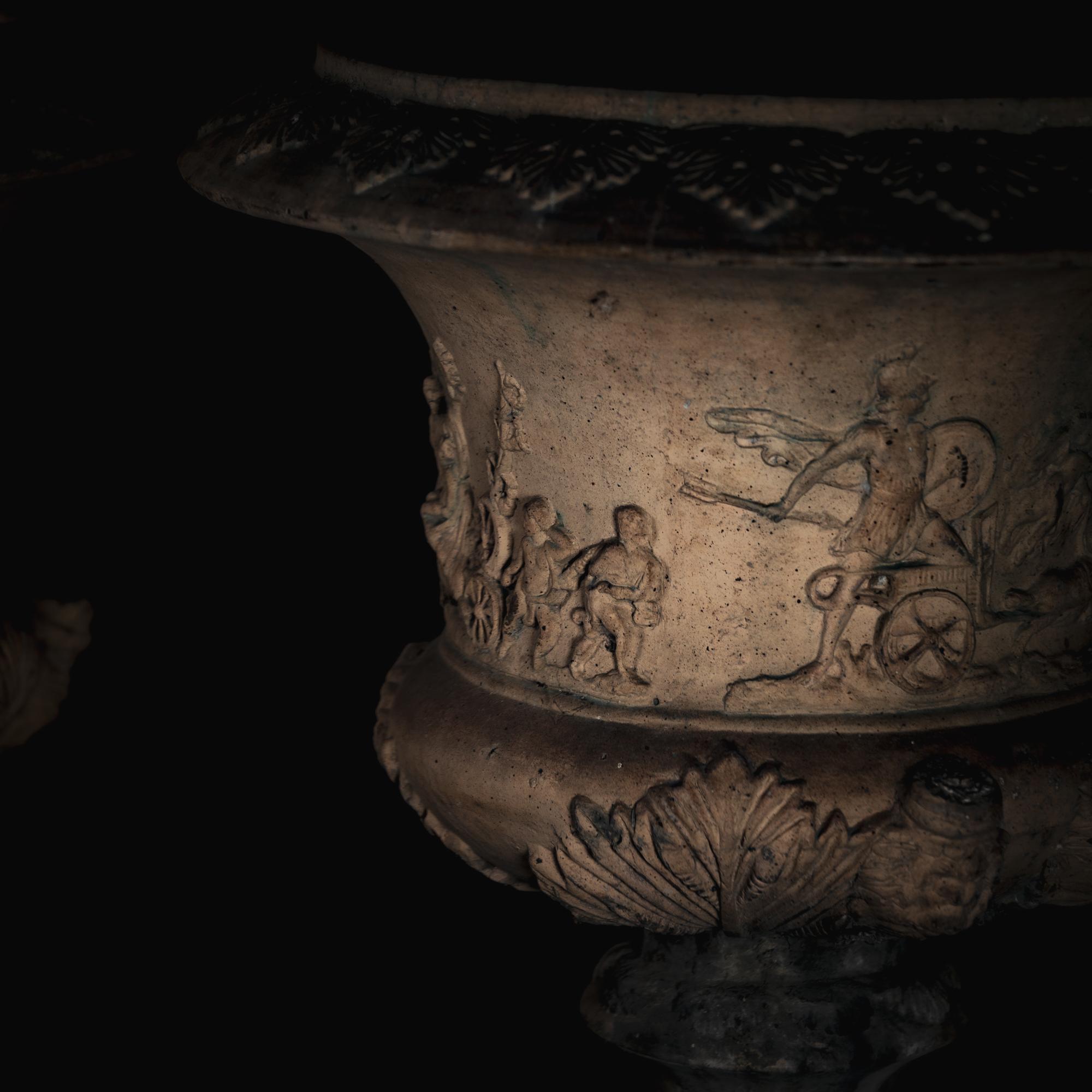 Terrakotta-Keramikvasen, Italien, 2. Hälfte des 19. Jahrhunderts im Angebot 10