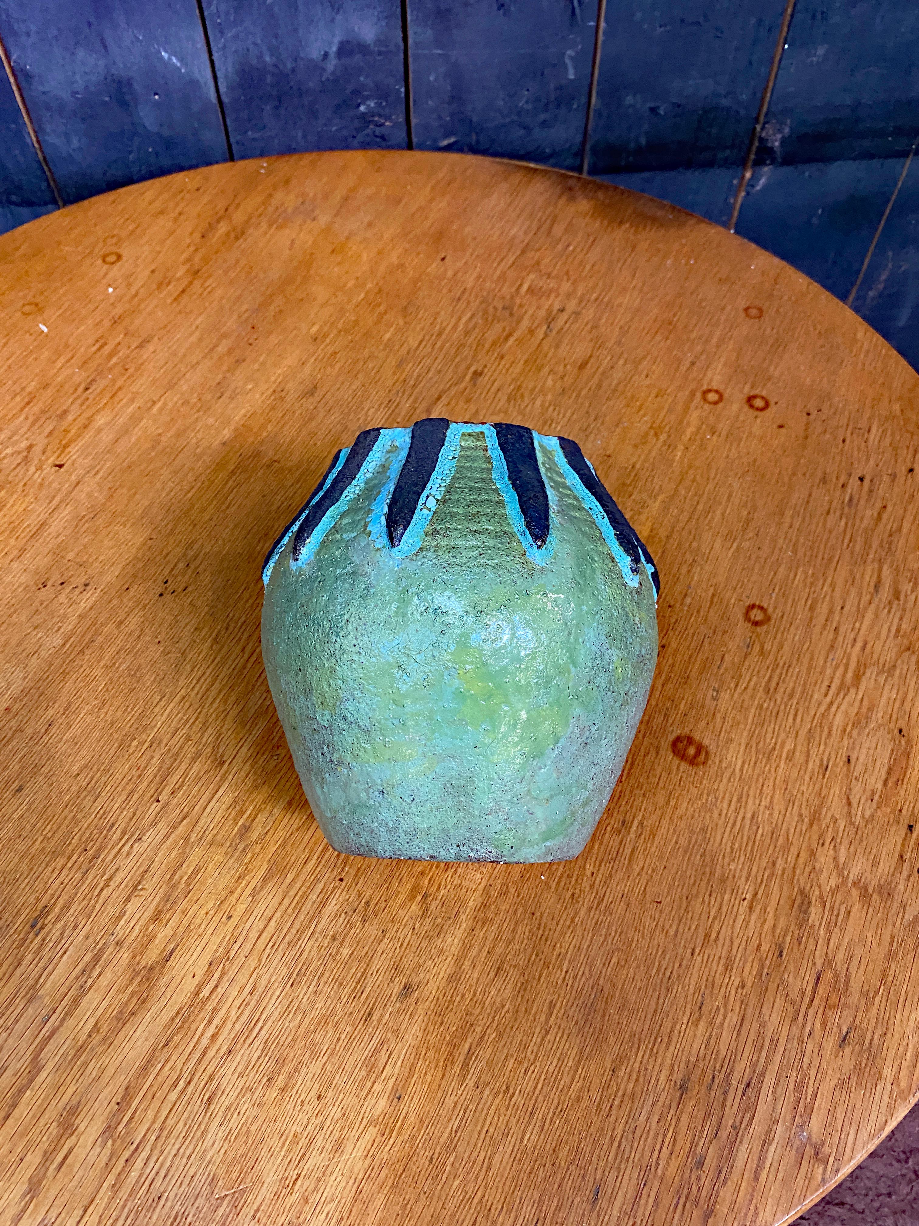 Francese terracotta  Vaso enalm di Accolay, 1960-1970 circa in vendita
