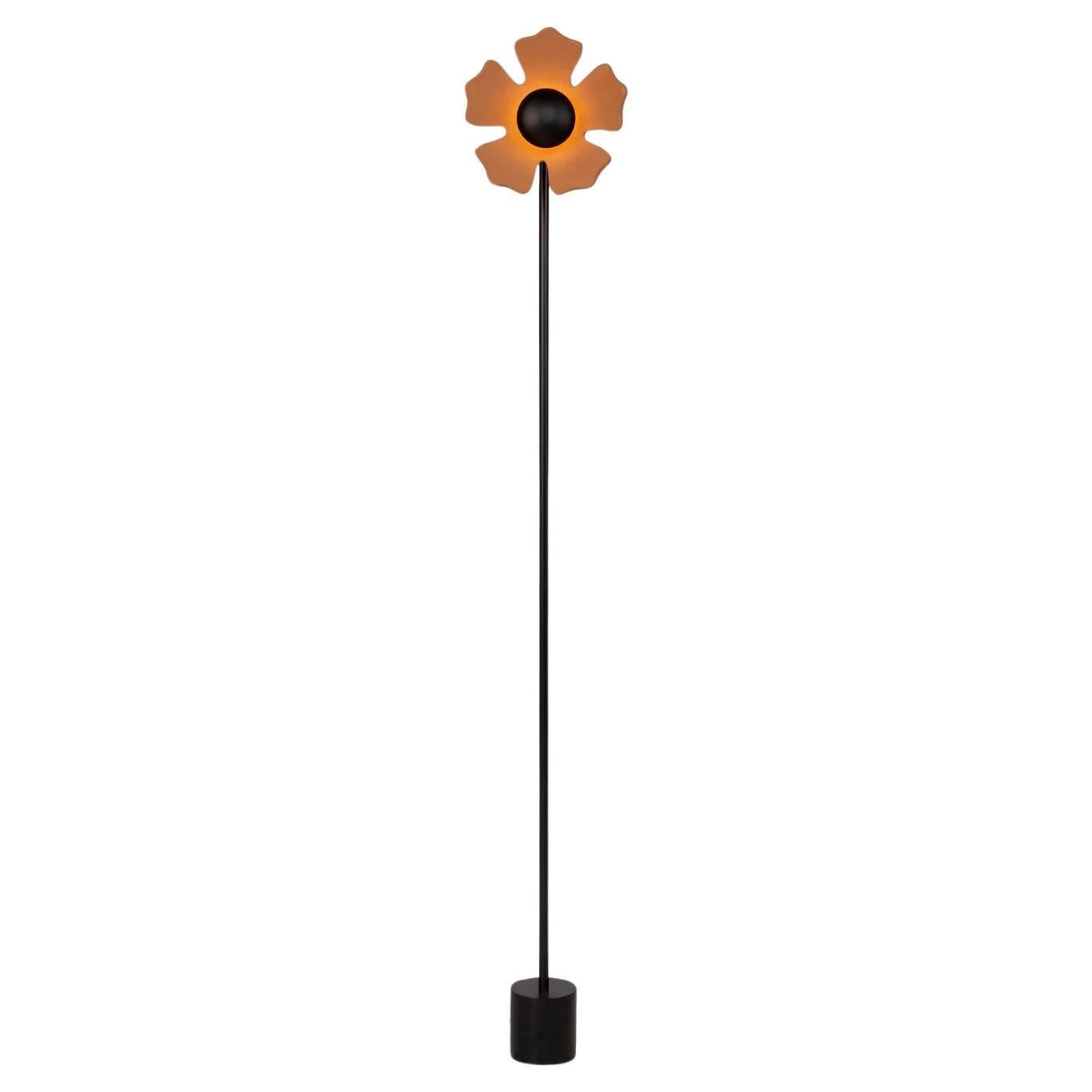 Lampadaire à fleurs en terre cuite de Hatsu