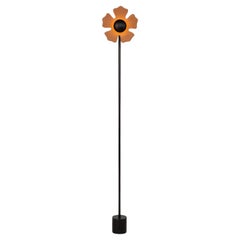 Lampadaire à fleurs en terre cuite de Hatsu