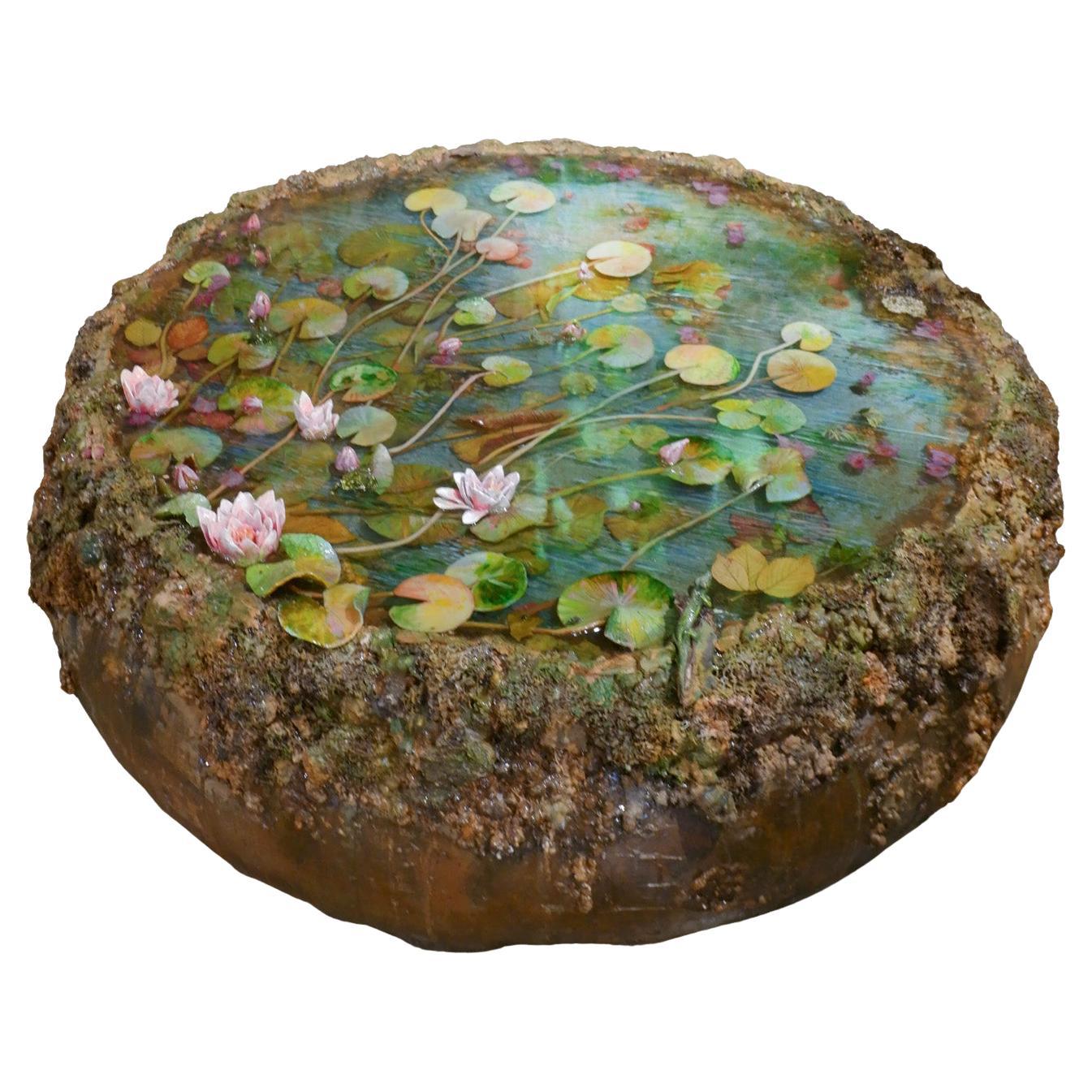 Tavolino in terracotta, fiori e resina Il laghetto di Daisy di Manu Crotti in vendita