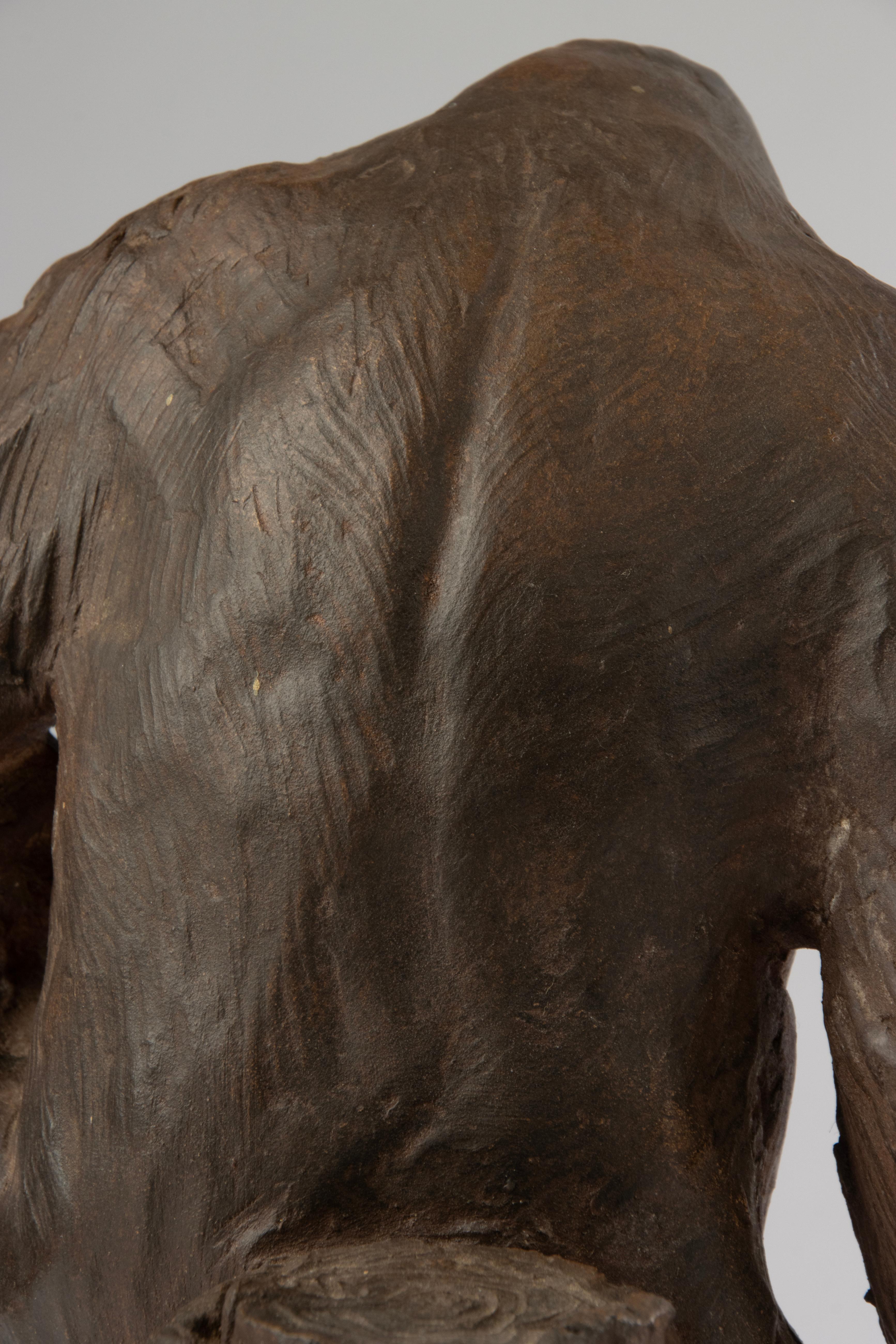 Terracotta Gorilla Sculpture - made by the Belgian Artist CHEM M For Sale 2