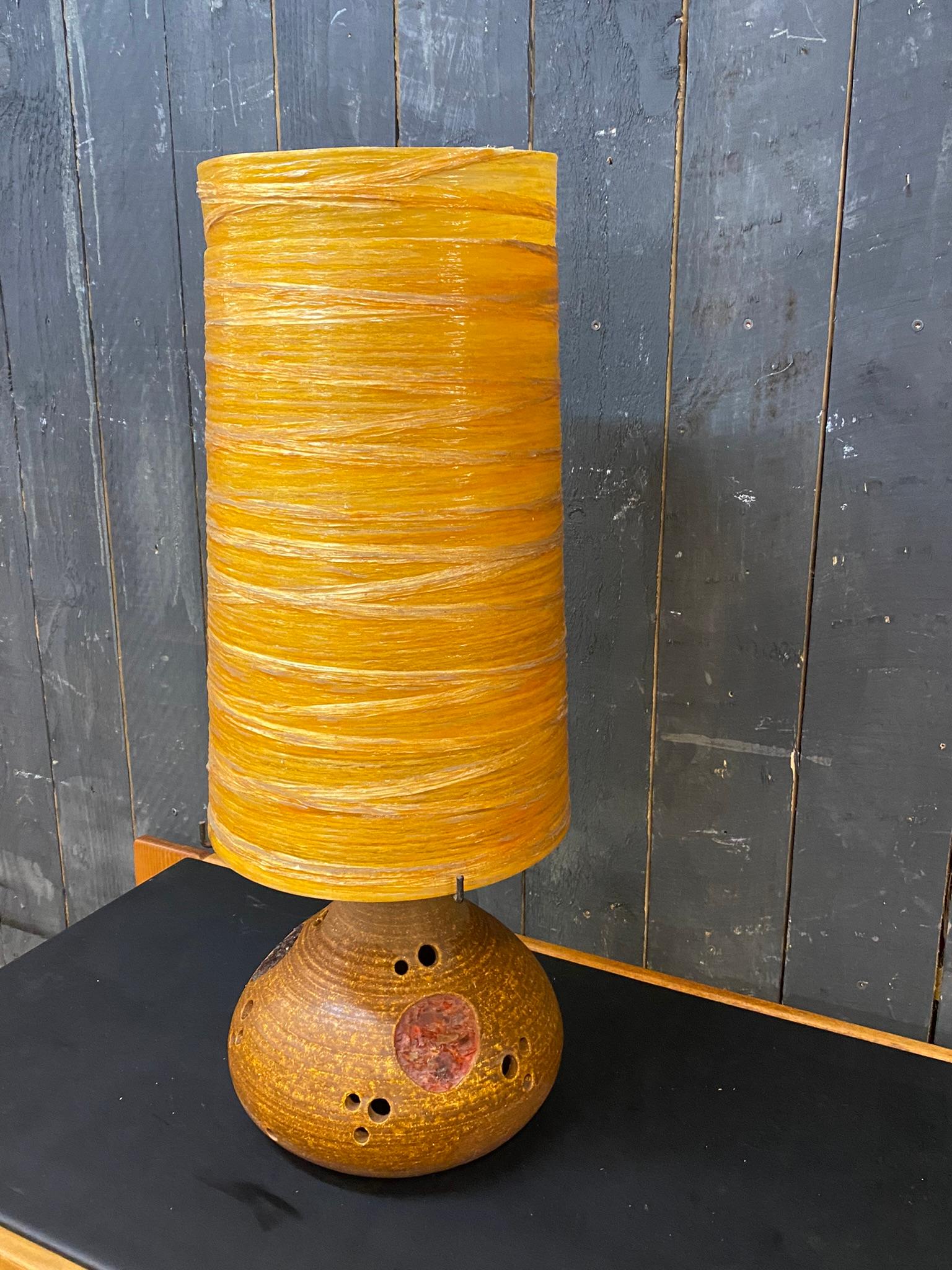 Terracotta Lamp and its Original Lampshade in Colored Resin, Also with Interior For Sale 4