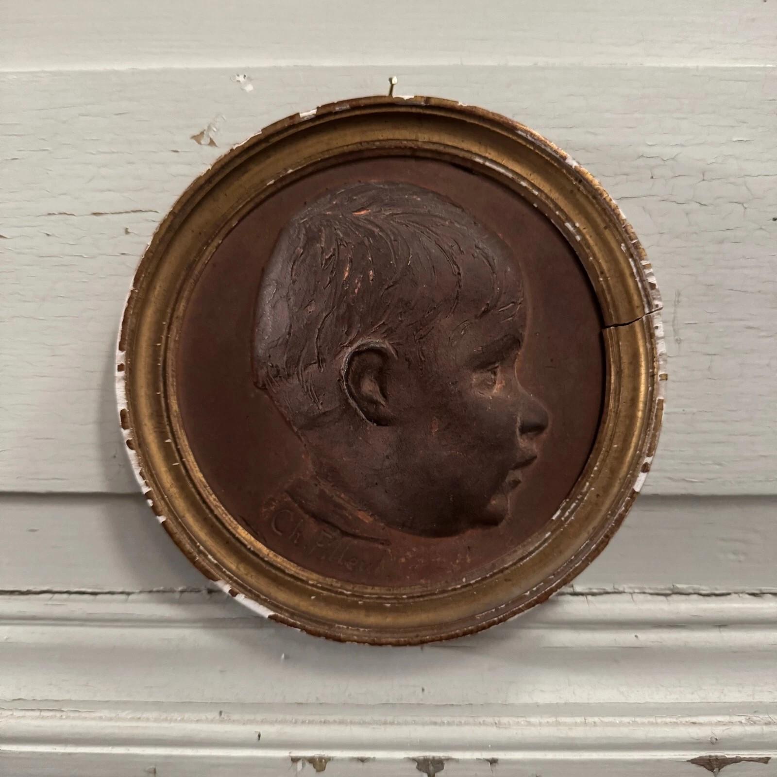 Néoclassique Terracotta medallion by Charles Filleul – Profile of a young boy, 20th century. en vente