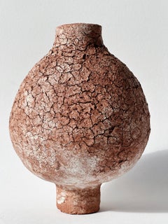 Vaso lunare in terracotta n. 9 di Elena Vasilantonaki