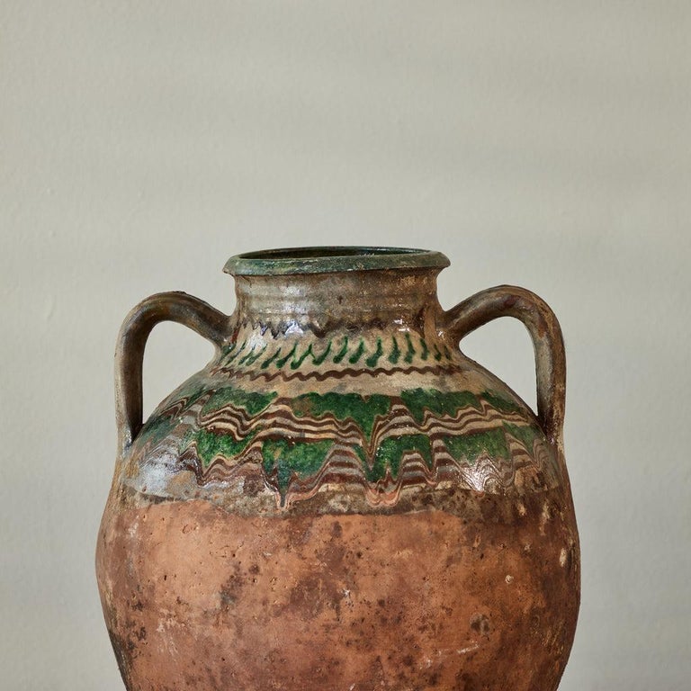 Terracotta Olive Oil Pot In Good Condition For Sale In Los Angeles, CA