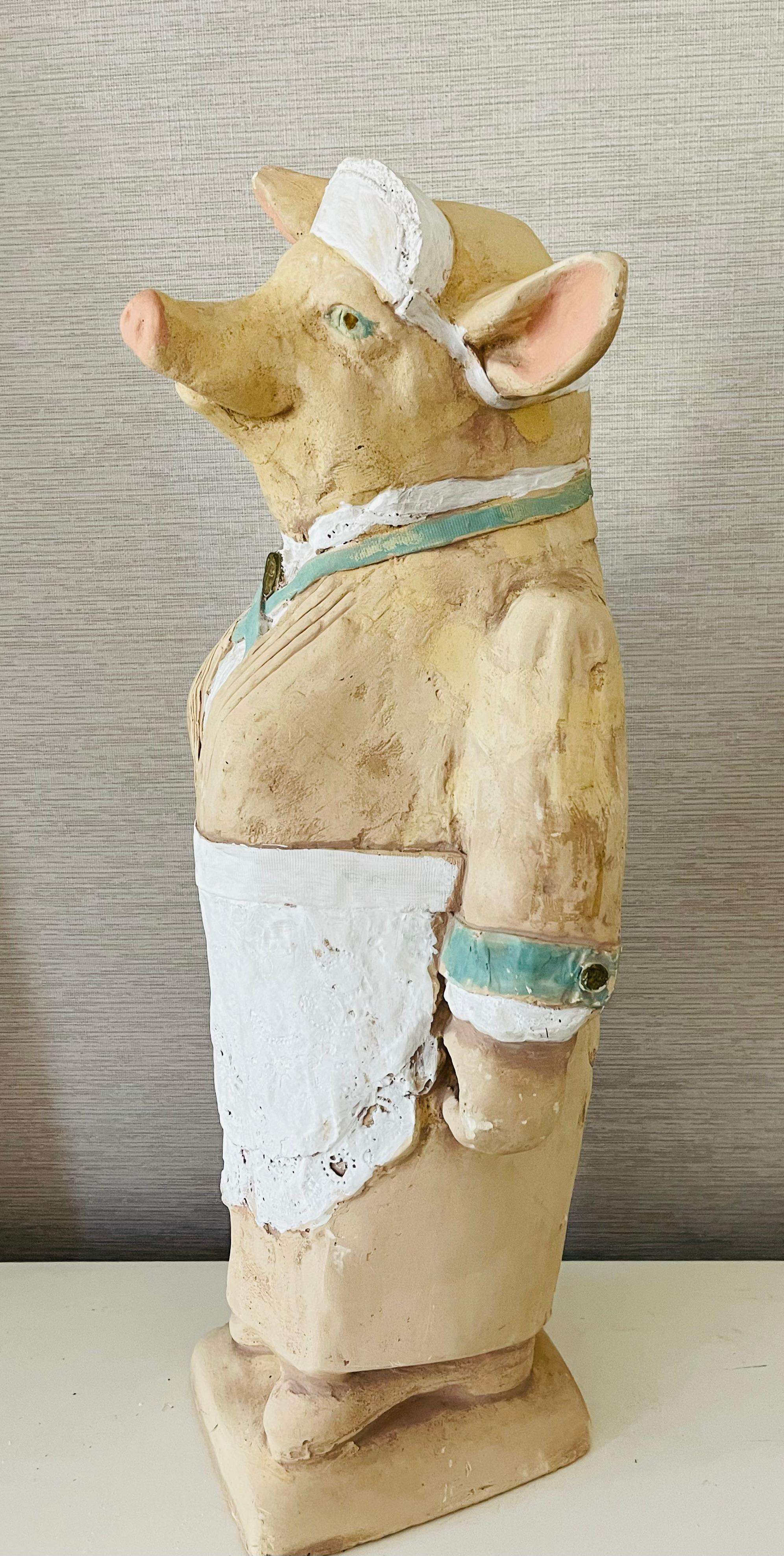 Milieu du XXe siècle Sculpture de cochon en terre cuite Enseigne de boucherie Présentoir en vente
