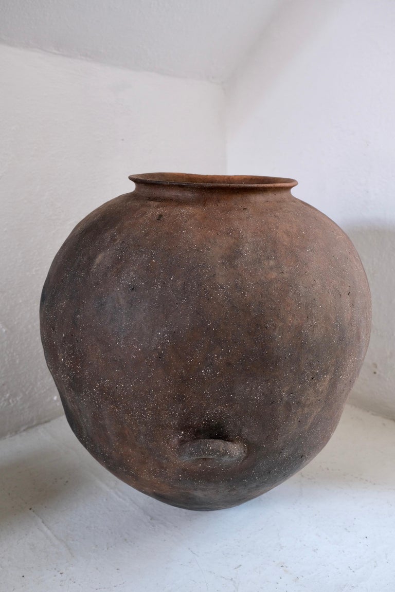 Terracotta Pot from Mexico, Circa 1920's In Fair Condition For Sale In San Miguel de Allende, Guanajuato
