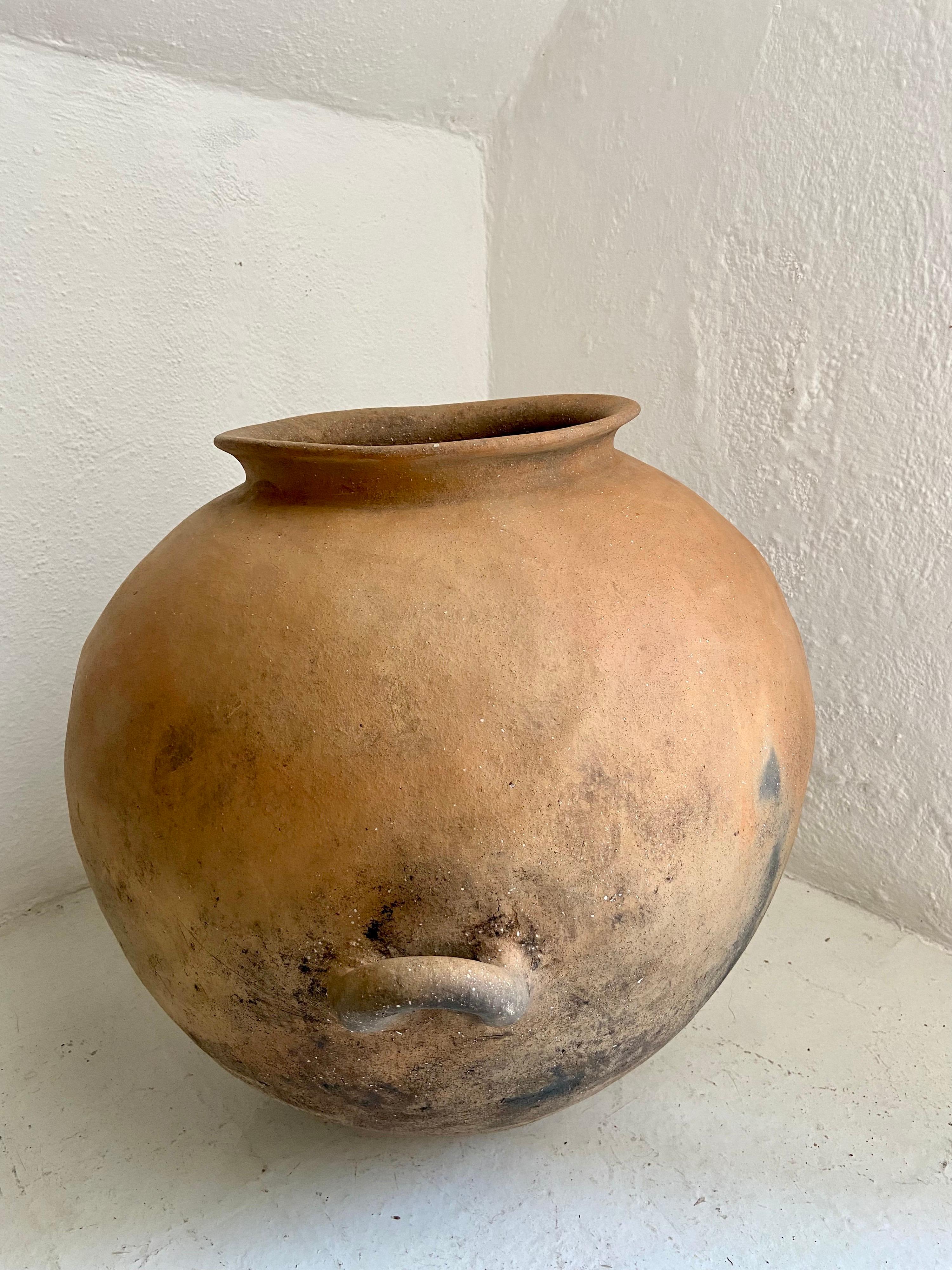Hand-Crafted Terracotta Pot From Mexico, Early 20th Century