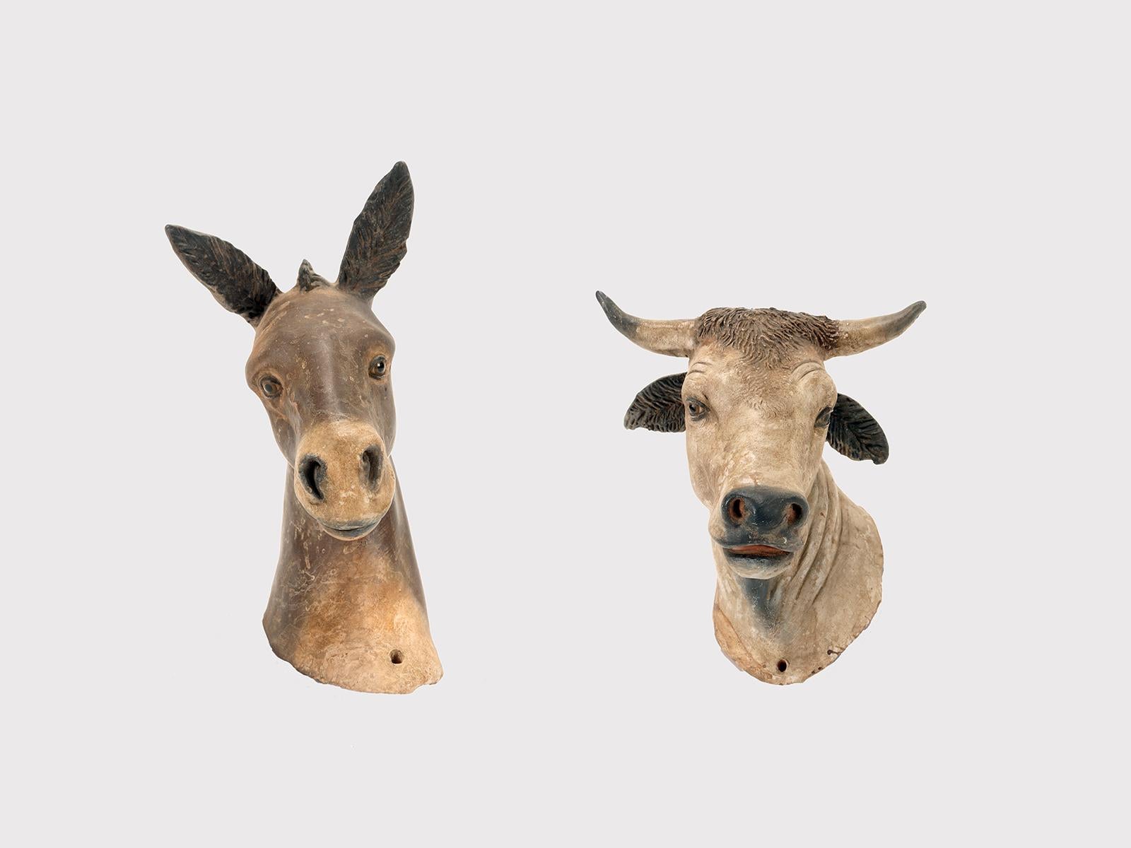 Italian Terracotta sculpture depicting a donkey, Italy, second half of the 19th century. For Sale