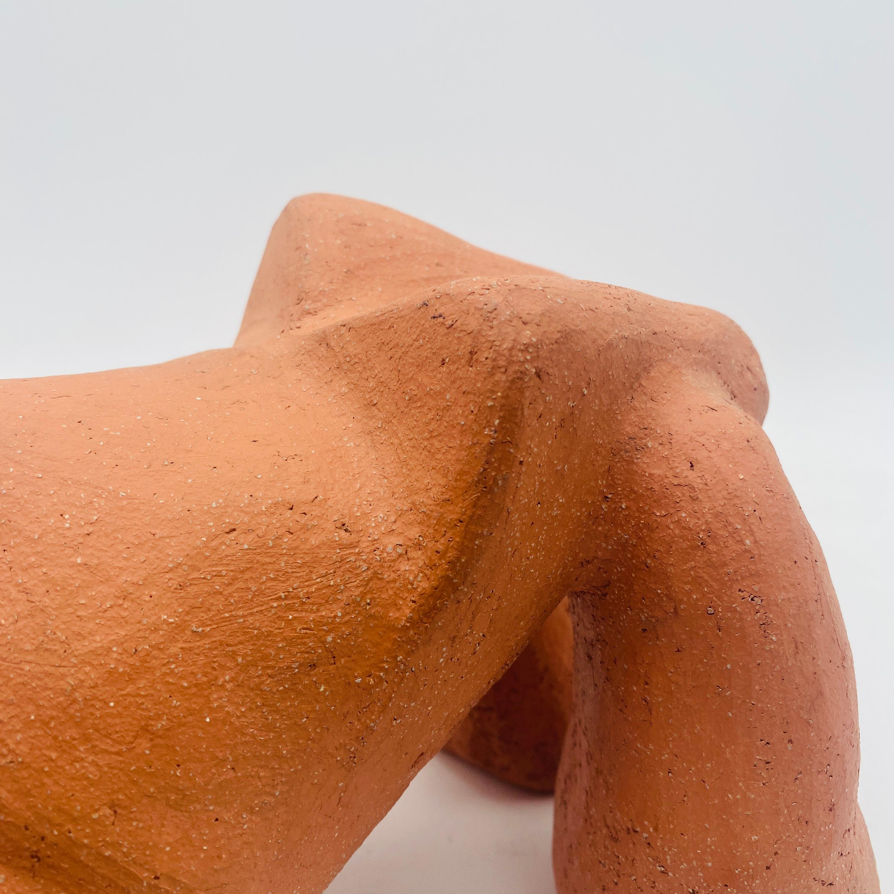 Terrakotta-Skulptur Weibliche Figur 20. Jahrhundert im Angebot 2