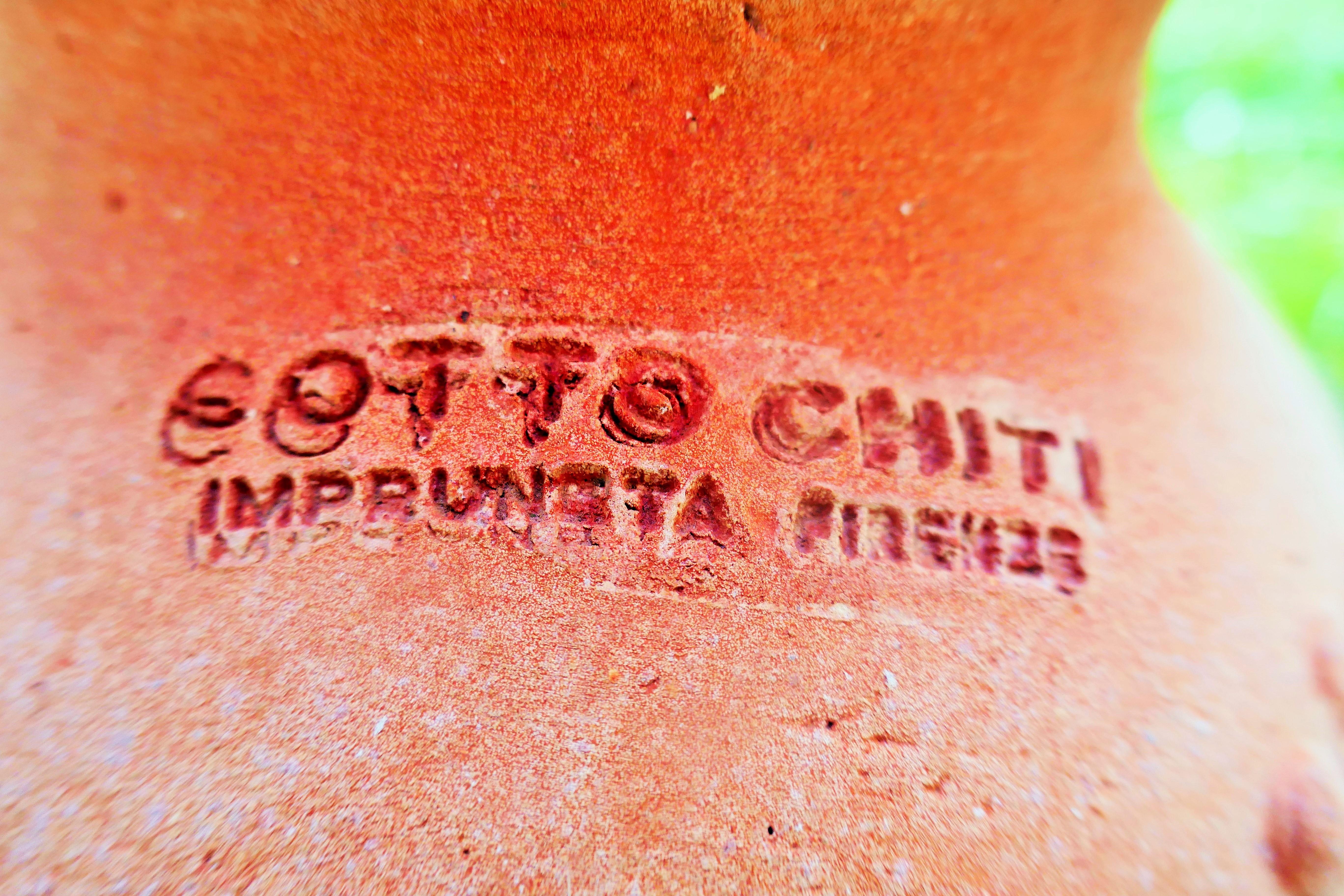 Terracotta table lamp, produced by Chiti Impruneta Florence For Sale 9