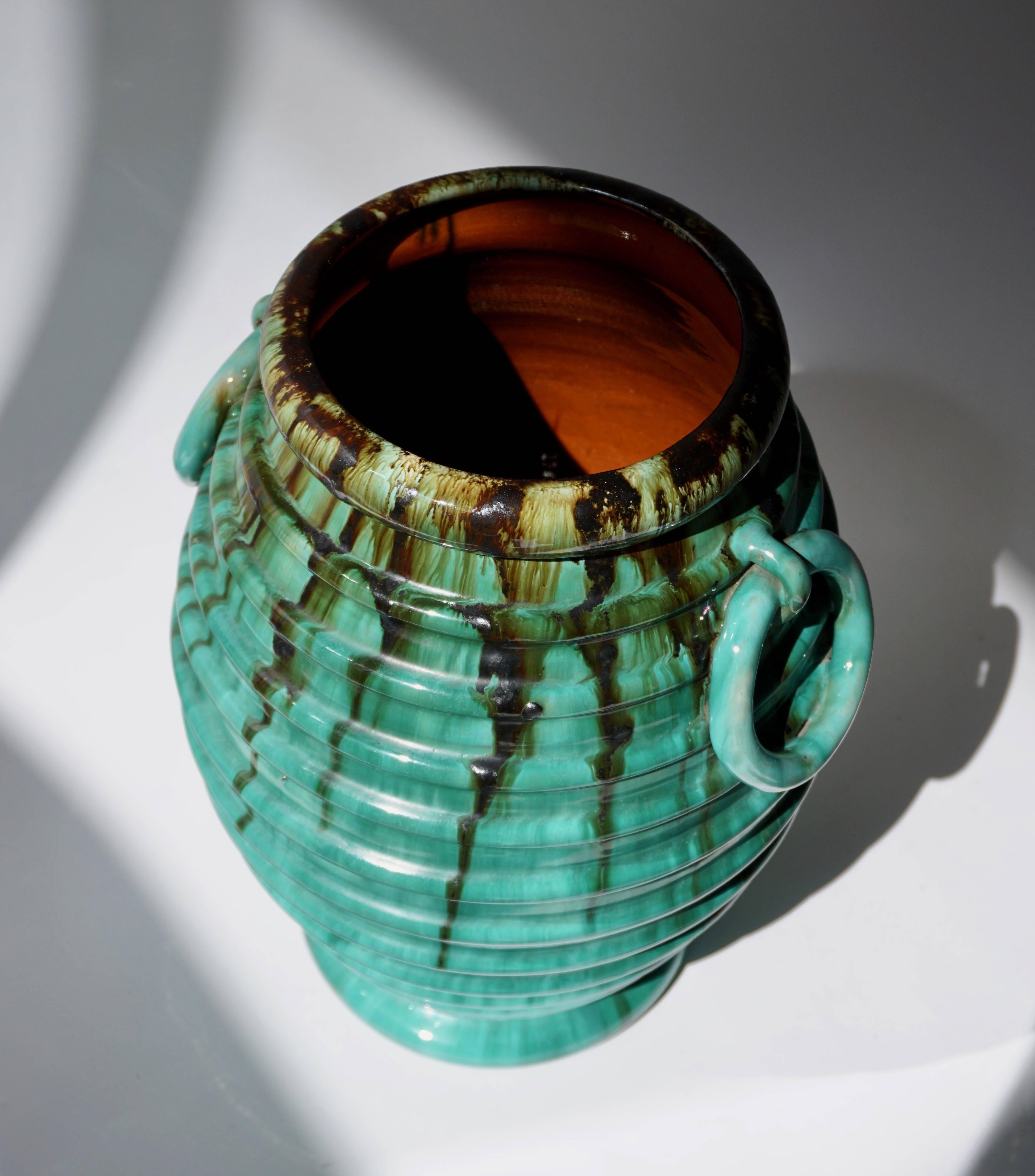 Terrakotta-Vase (20. Jahrhundert)
