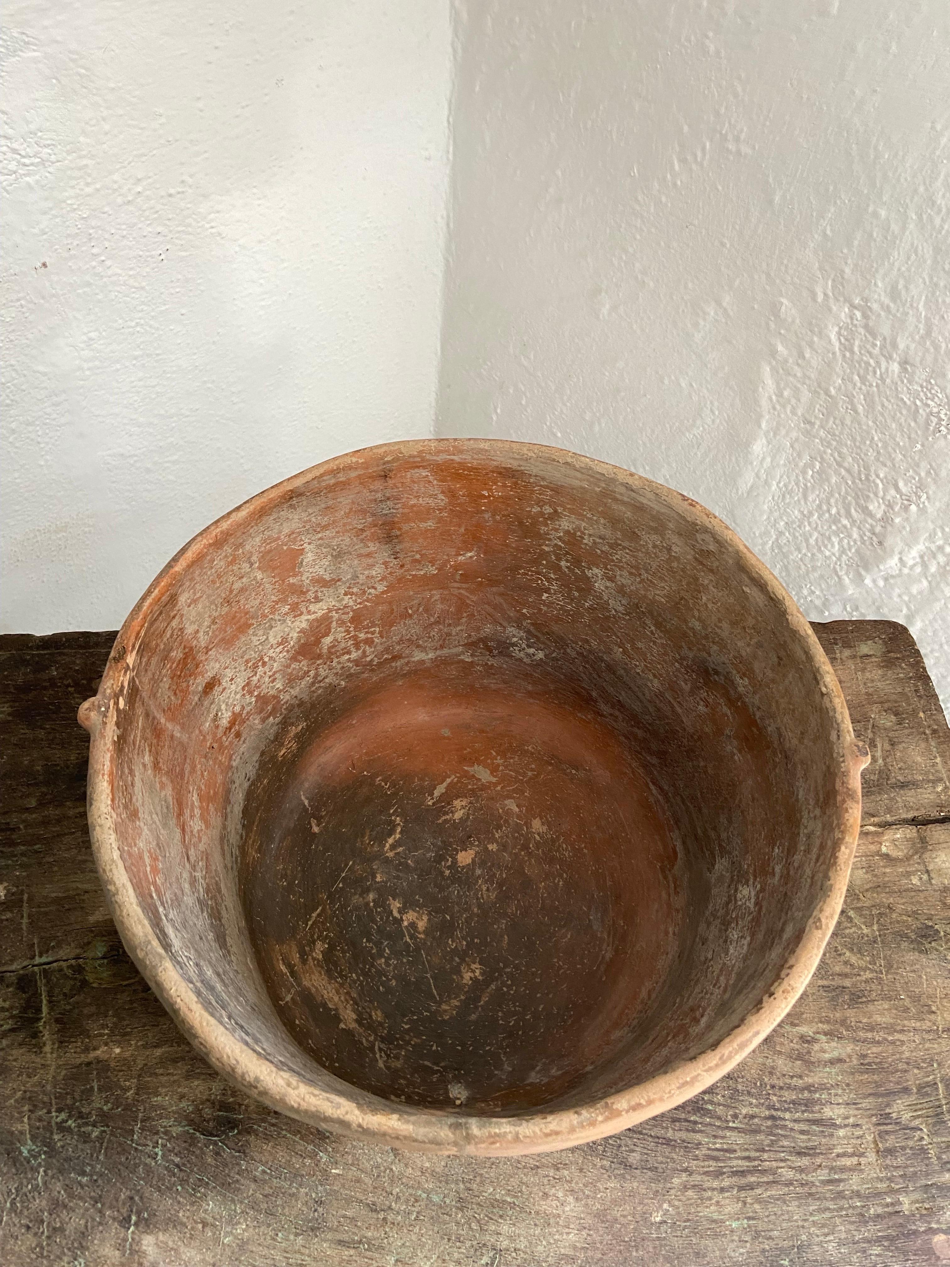 Terracotta Water Bowl from Mexico, Circa 1950´s For Sale 5
