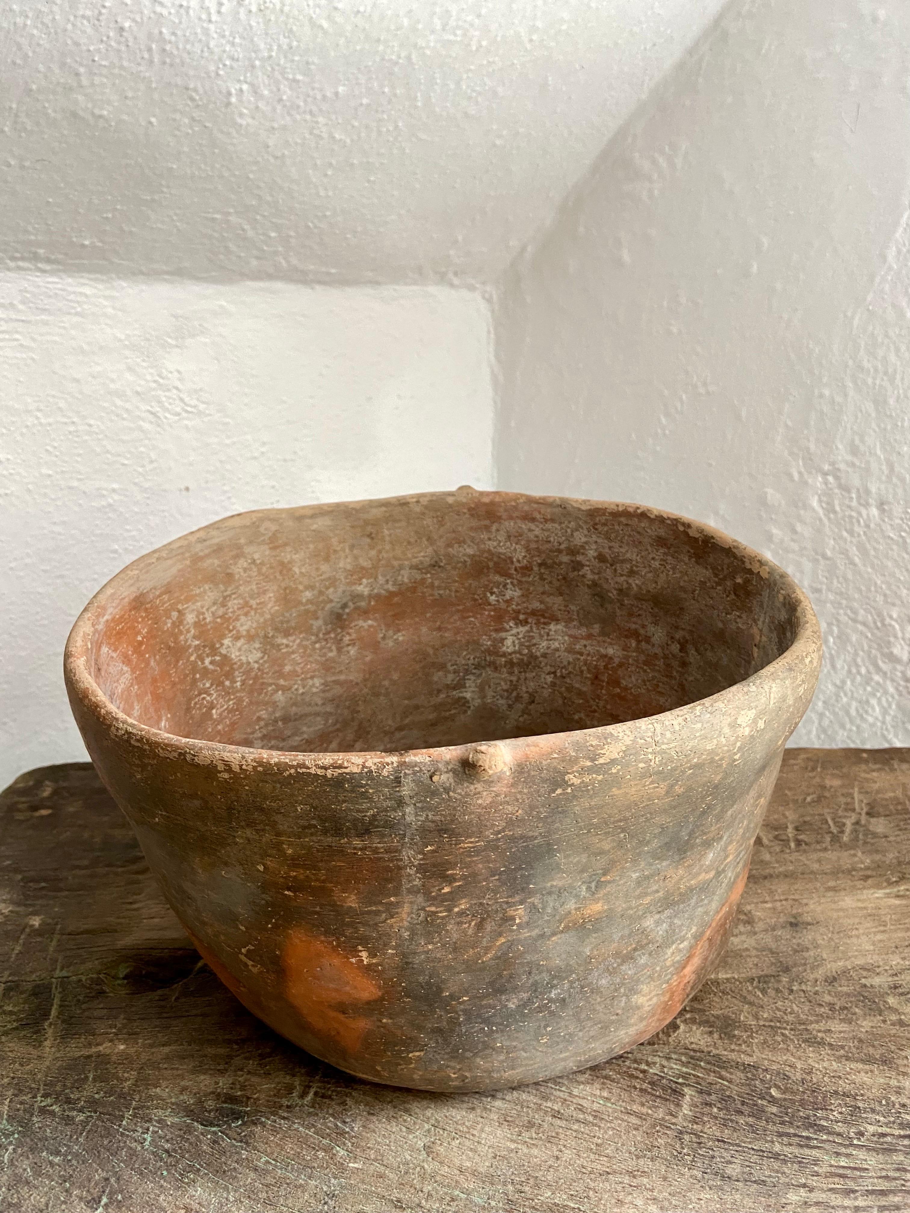 Hand-Crafted Terracotta Water Bowl from Mexico, Circa 1950´s For Sale