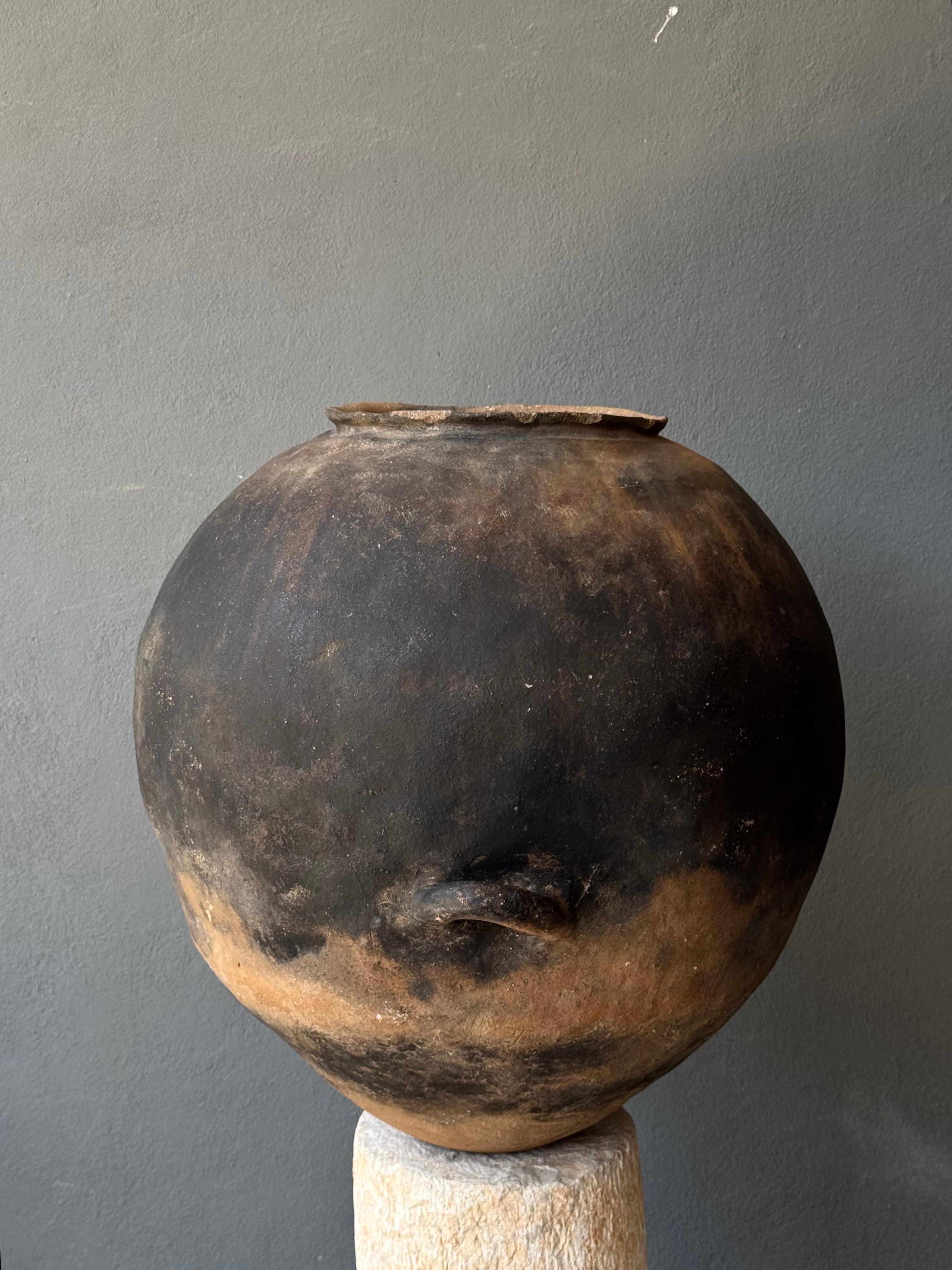 Terracotta Water Jar From Puebla, Mexico, Mid 20th Century For Sale 3