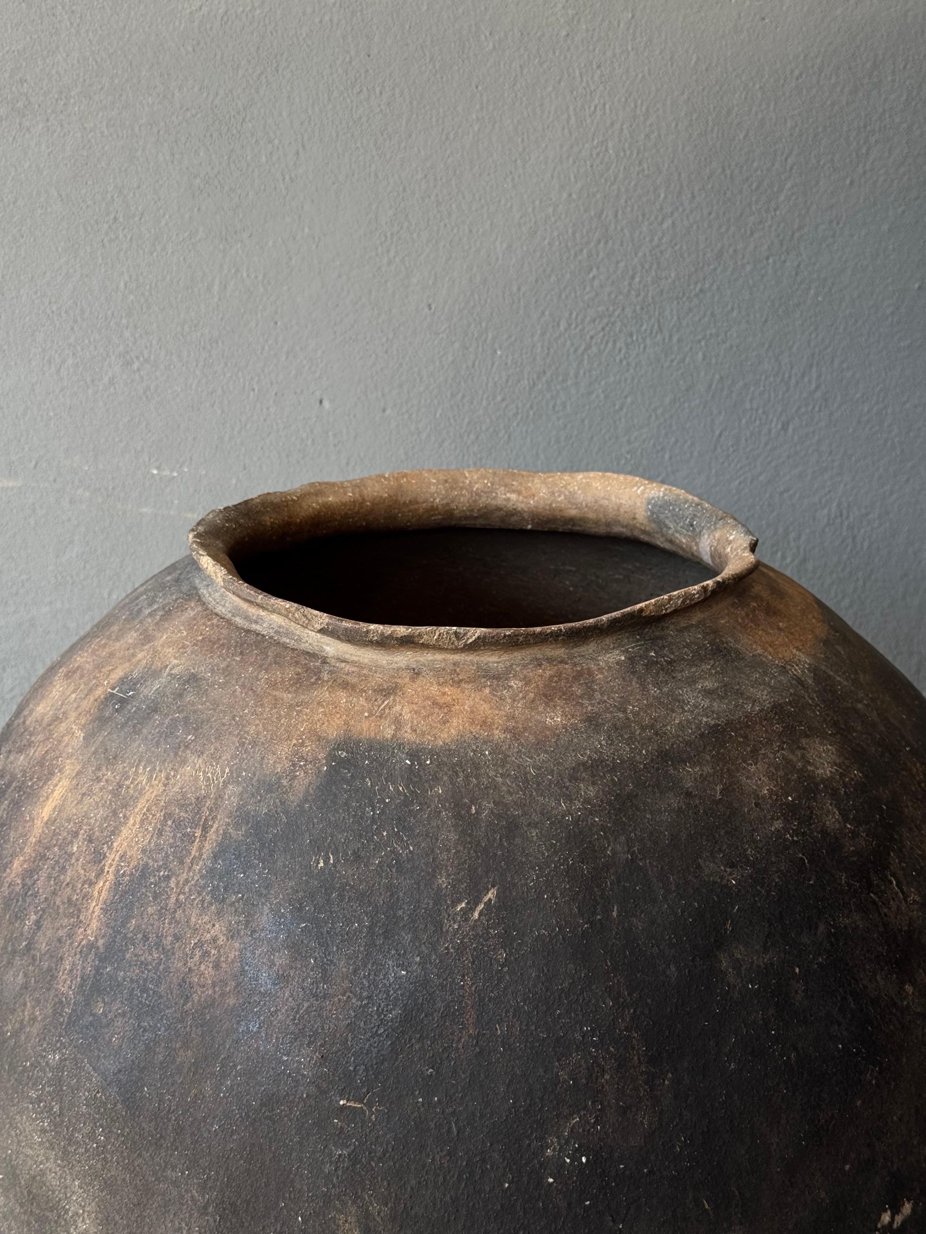 Country Terracotta Water Jar From Puebla, Mexico, Mid 20th Century For Sale