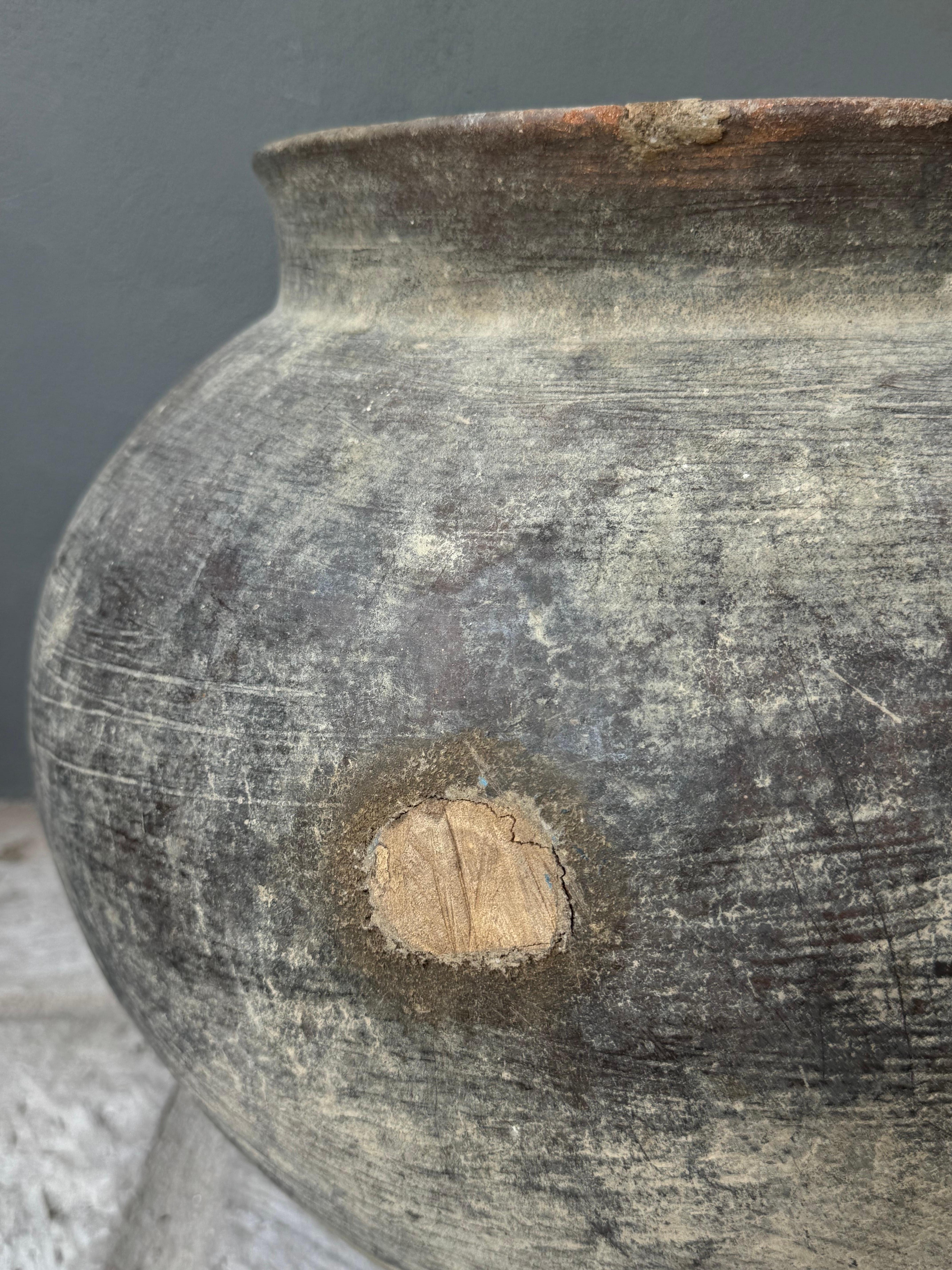 Vasija de Terracota para Agua de la Región Mixteca de Oaxaca, México, Circa 1940's 2