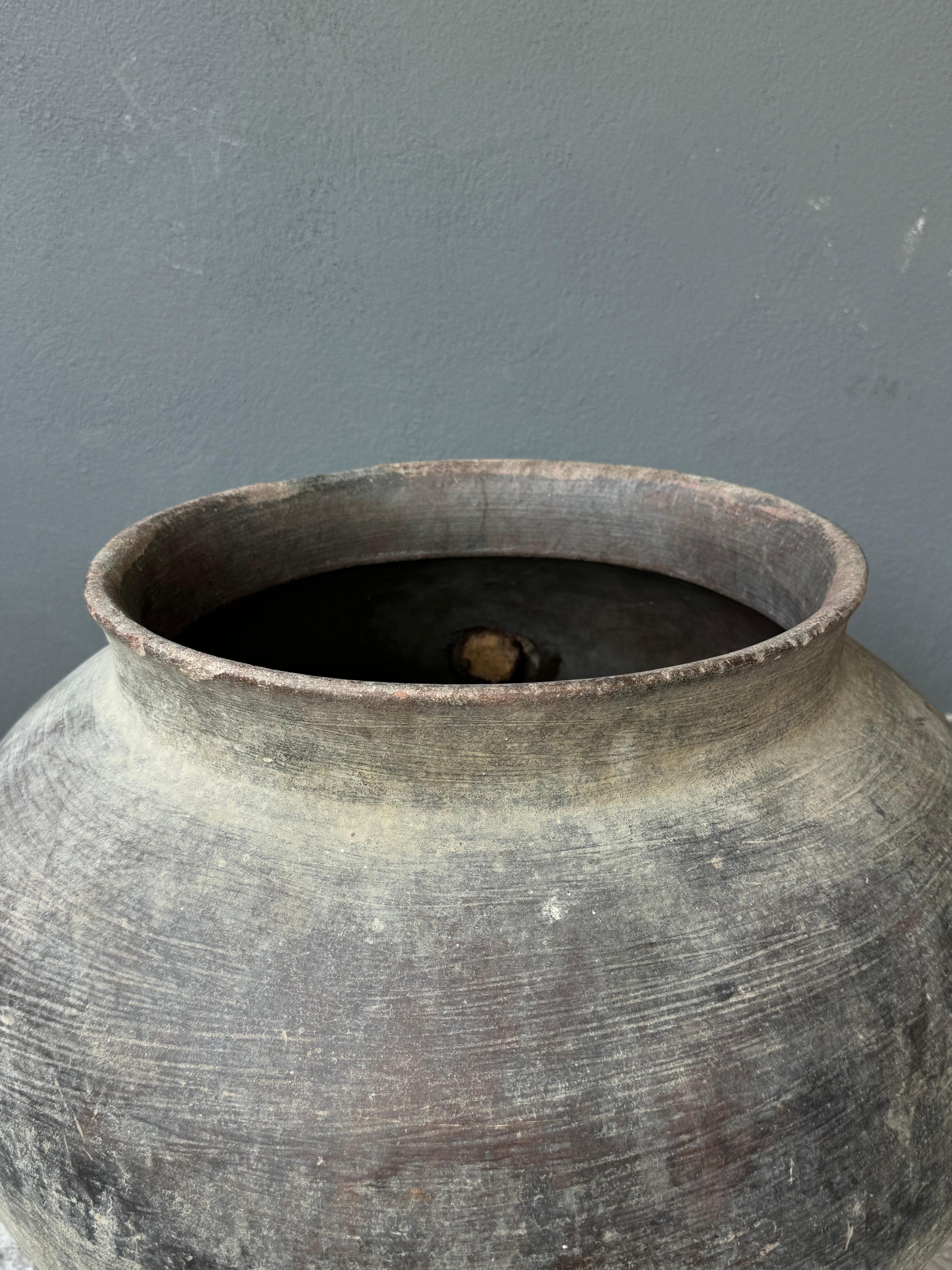 Vasija de Terracota para Agua de la Región Mixteca de Oaxaca, México, Circa 1940's Mexicano