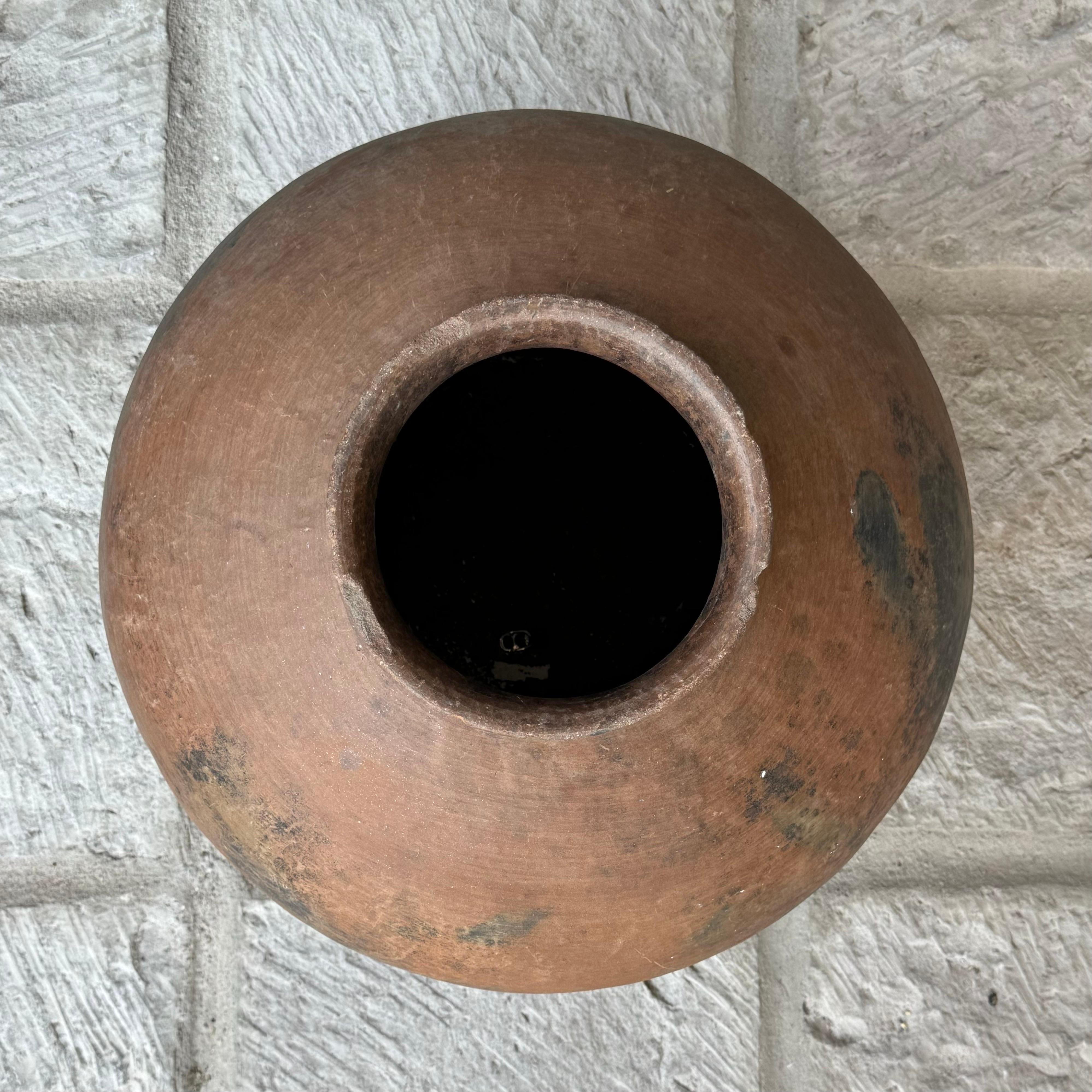 Vaso d'acqua in terracotta della regione Mixteca di Oaxaca, Messico, circa 1960 1