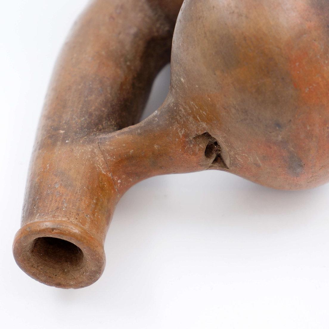 Vaso fischiante in terracotta - Cultura Chorrera - Ecuador in vendita 3