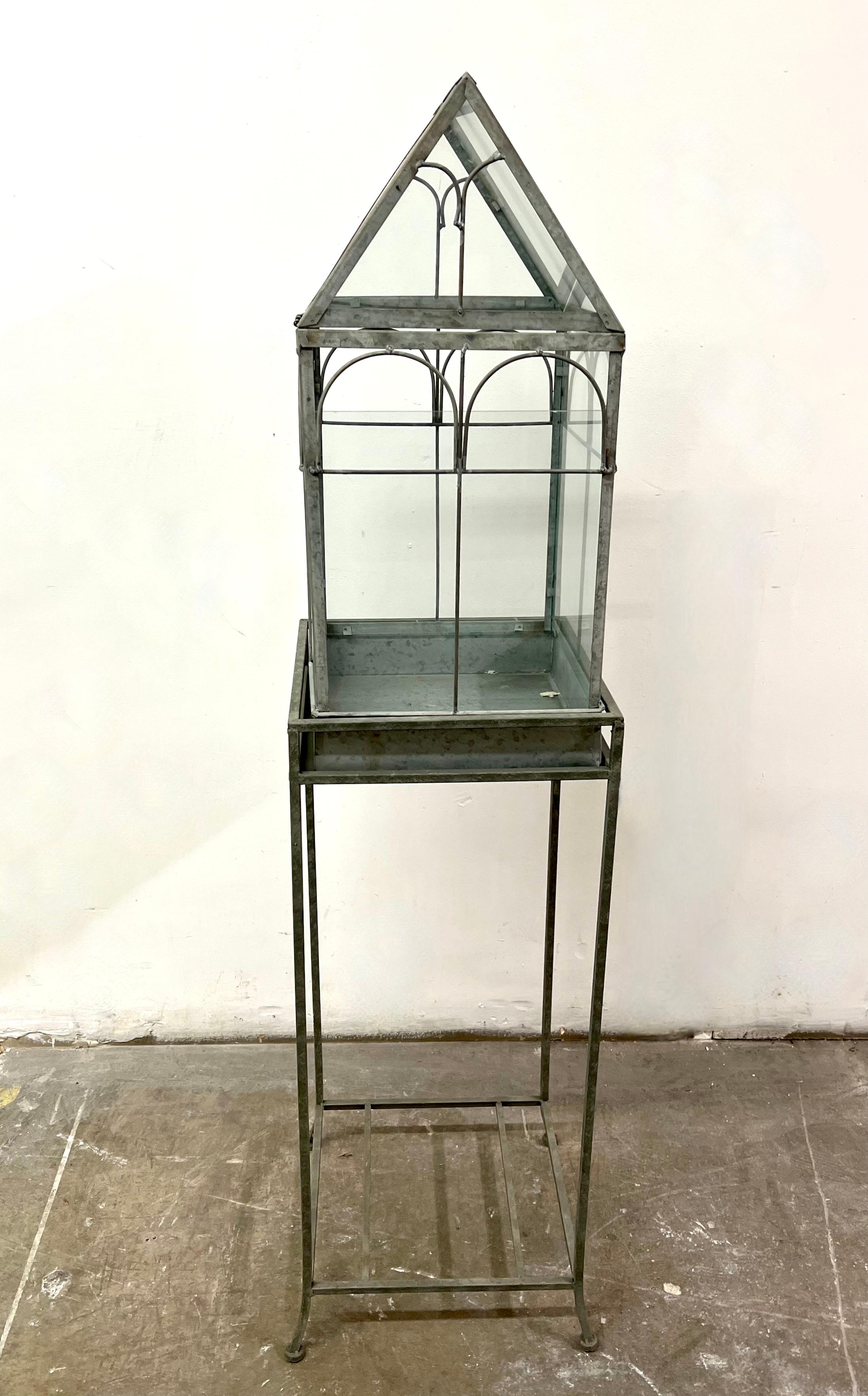 standing terrarium