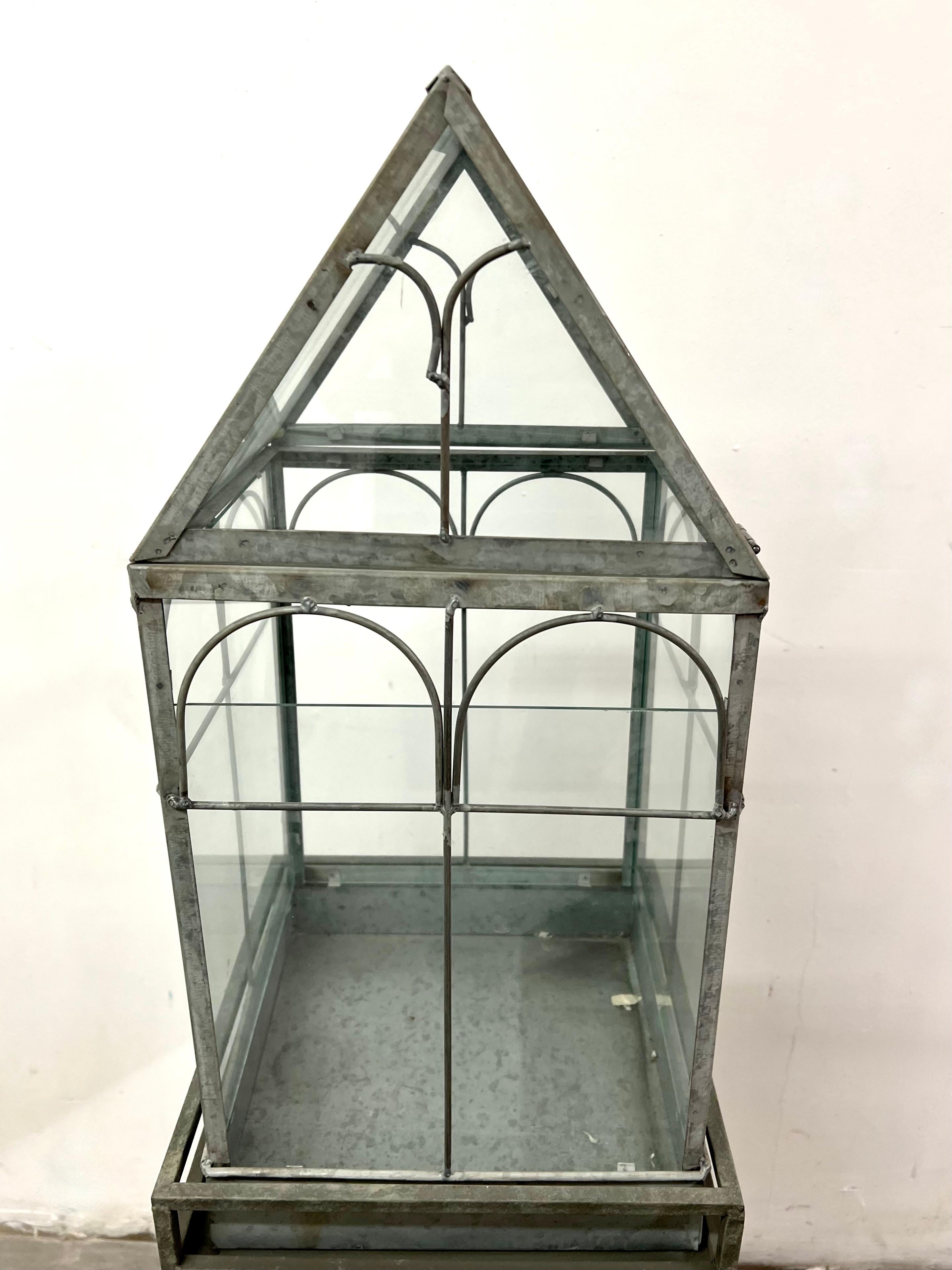 Modern Terrarium Greenhouse on Stand with Open Pedestal