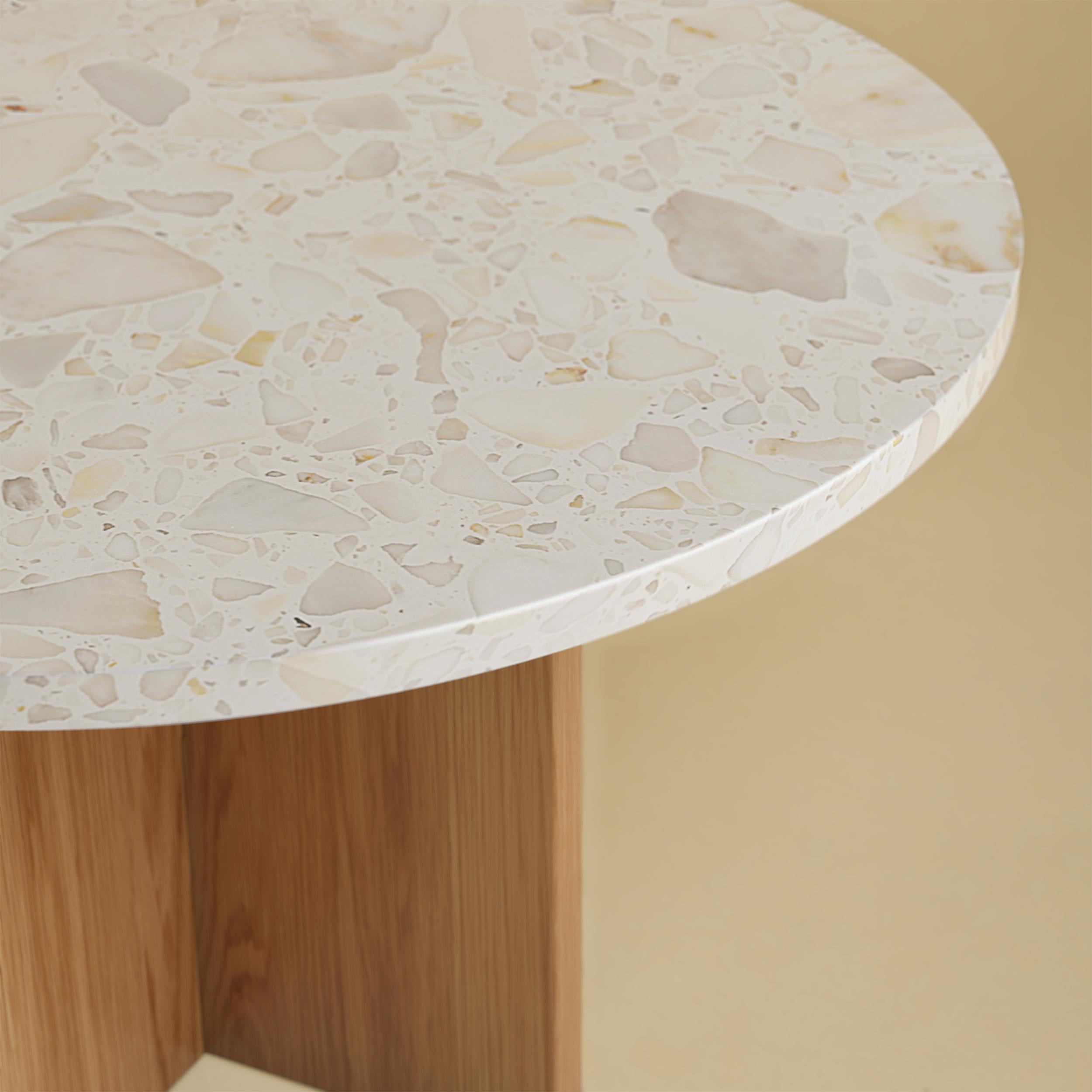 Postmoderne Table basse Terrazzo Carrara et Chêne Tinian par Lebanto en vente