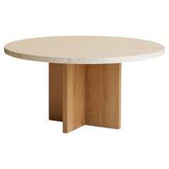Tavolino Tinian in Terrazzo Carrara e Oak di Lebanto