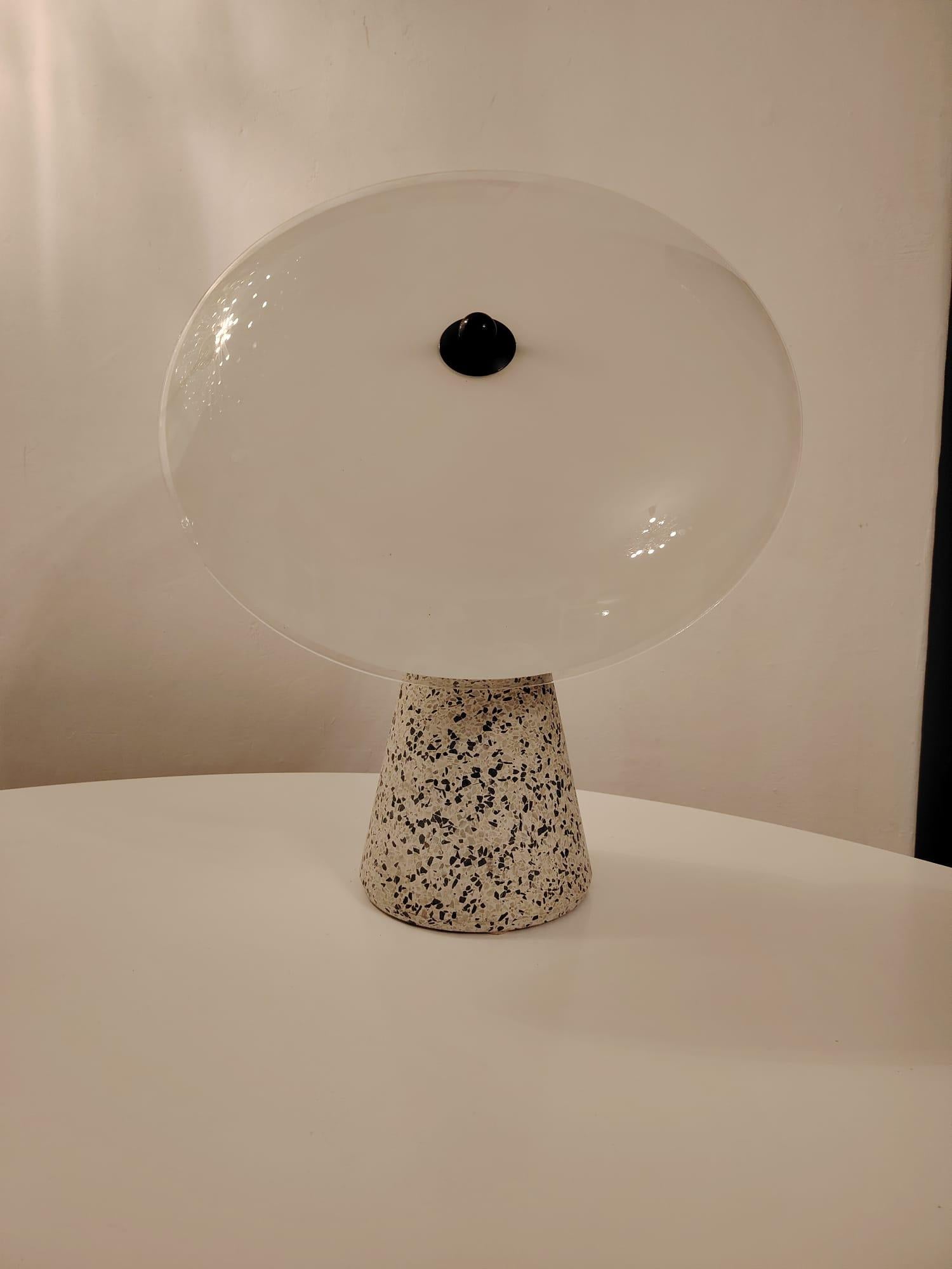 Lampe à poser Terrazzo EON par Ikea, Suède en vente 2