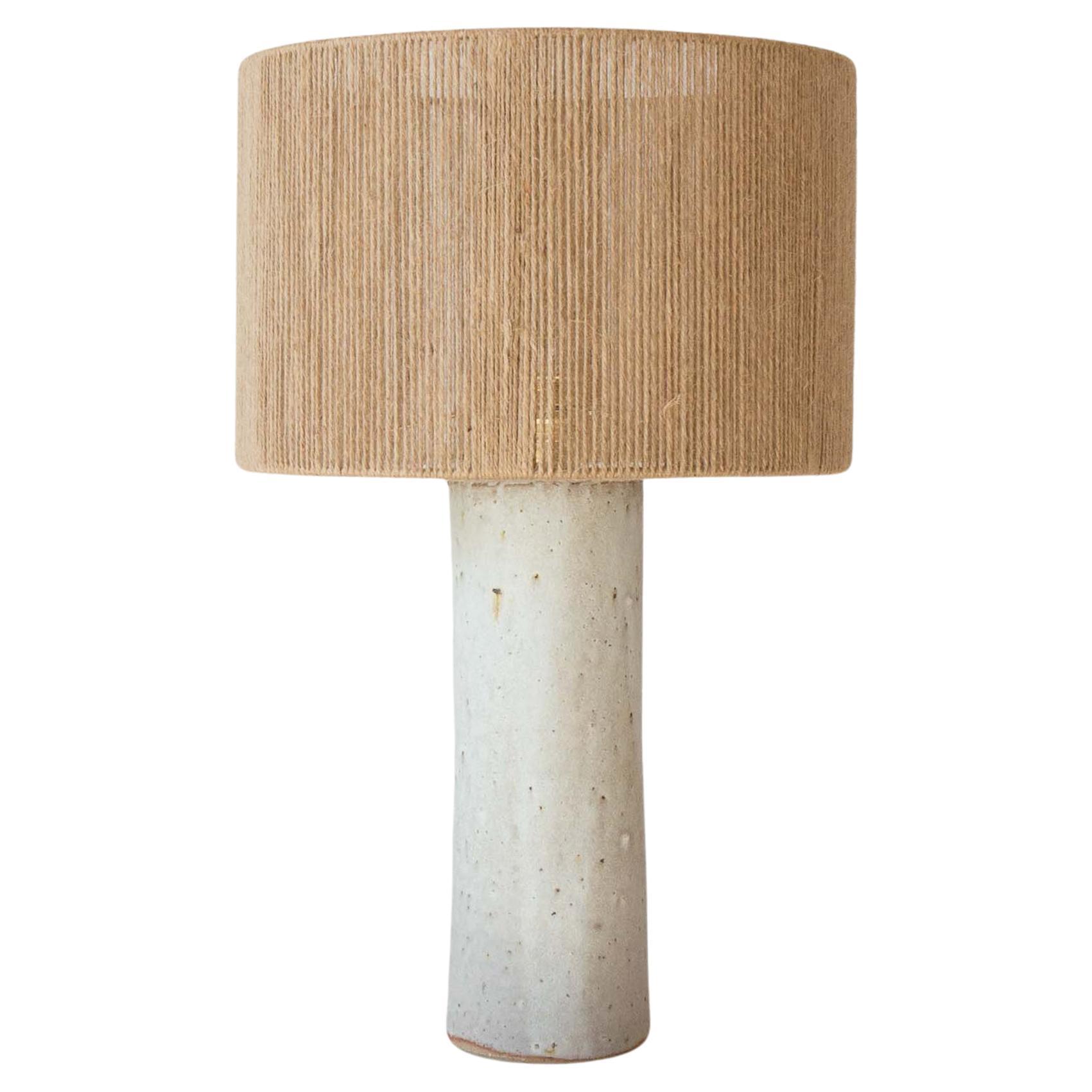 Lampada da tavolo Terre Matte Cream White in ceramica di Grès Éditions