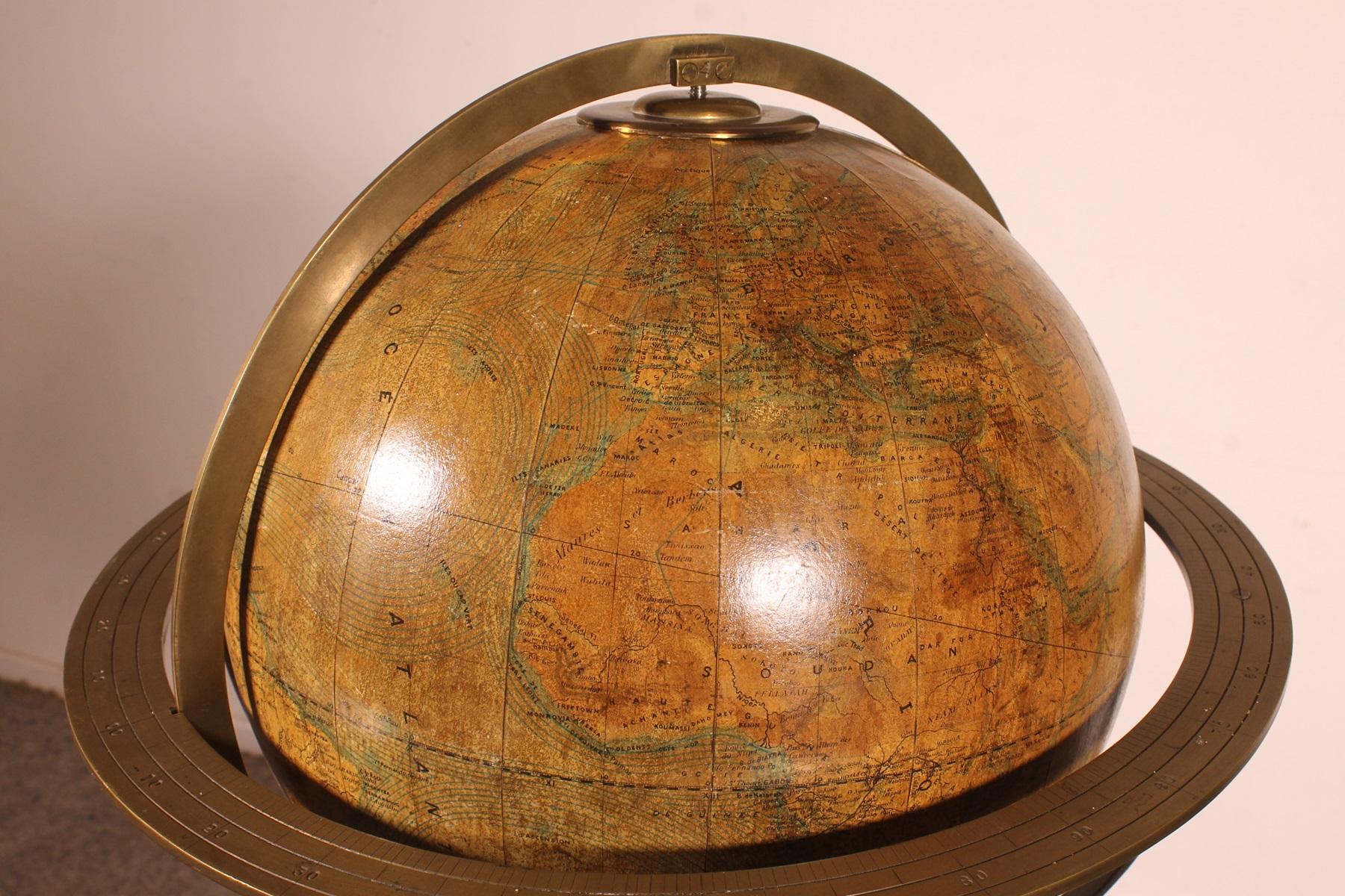 Globo terrestre di E. Girard e Boite Parigi - XIX secolo in vendita 1
