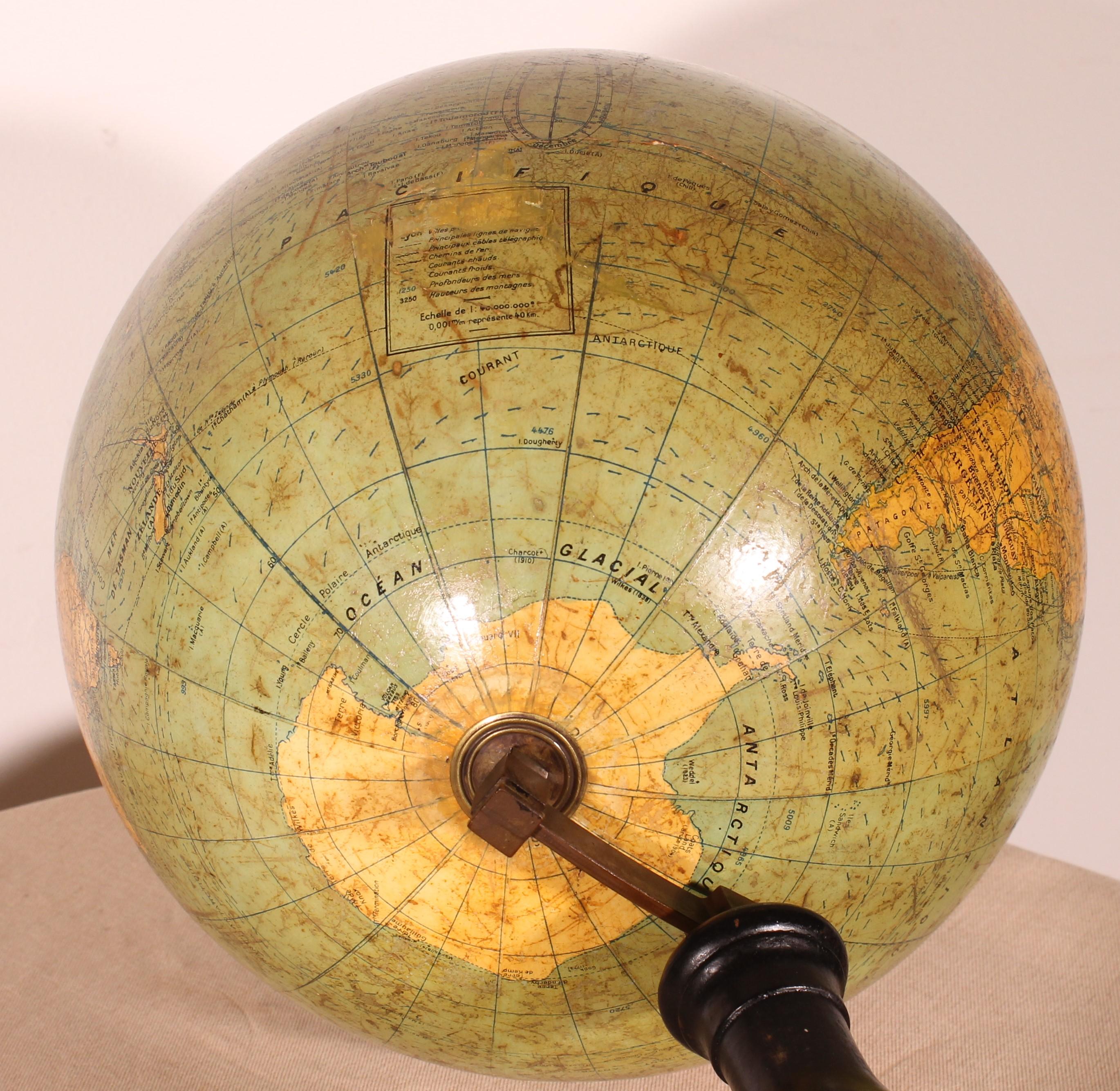 Terrestrial Globe By G. Thomas For Sale 4
