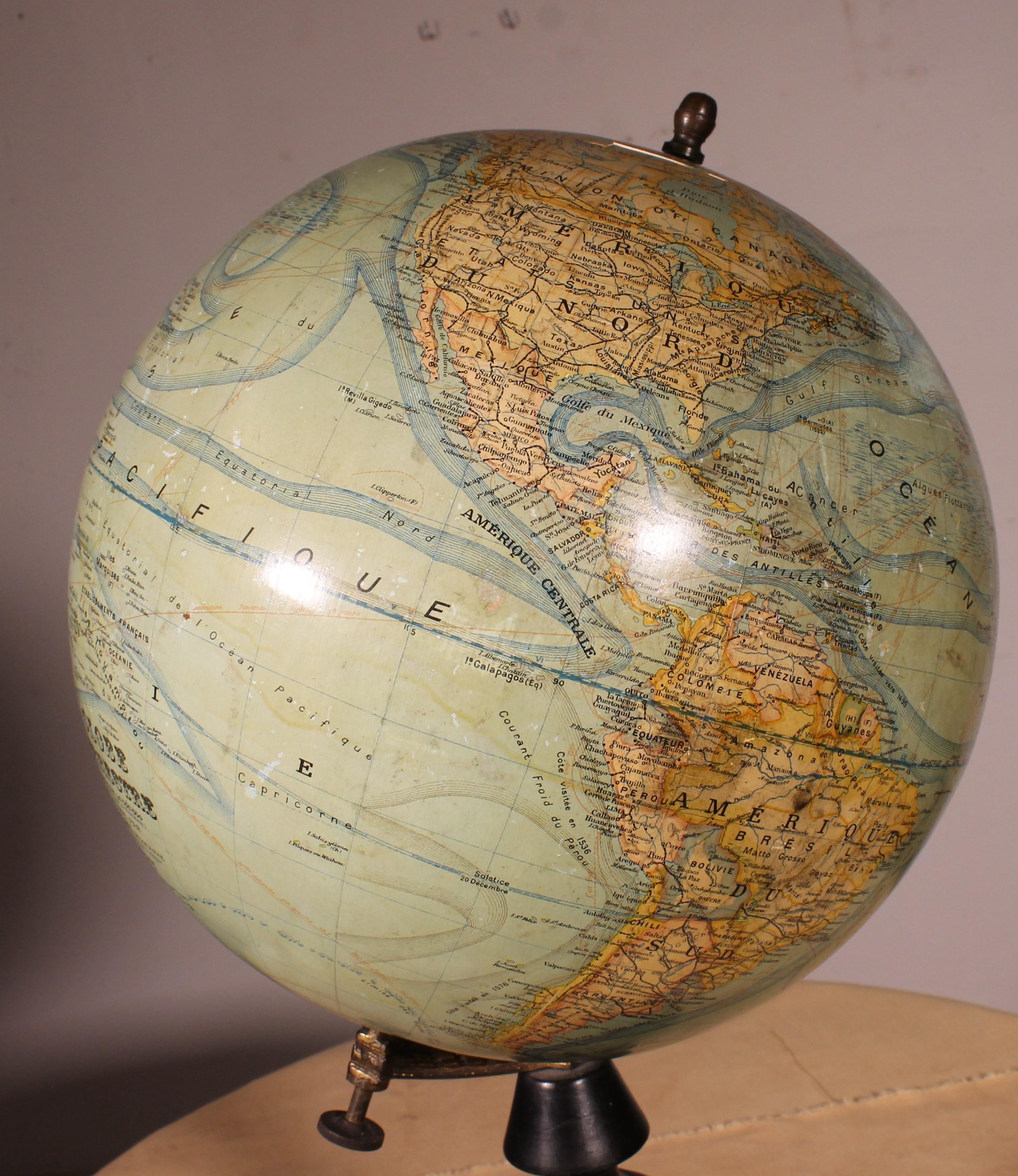 Papier Globe terrestre de J. Forest A' Paris du début du 20e siècle en vente