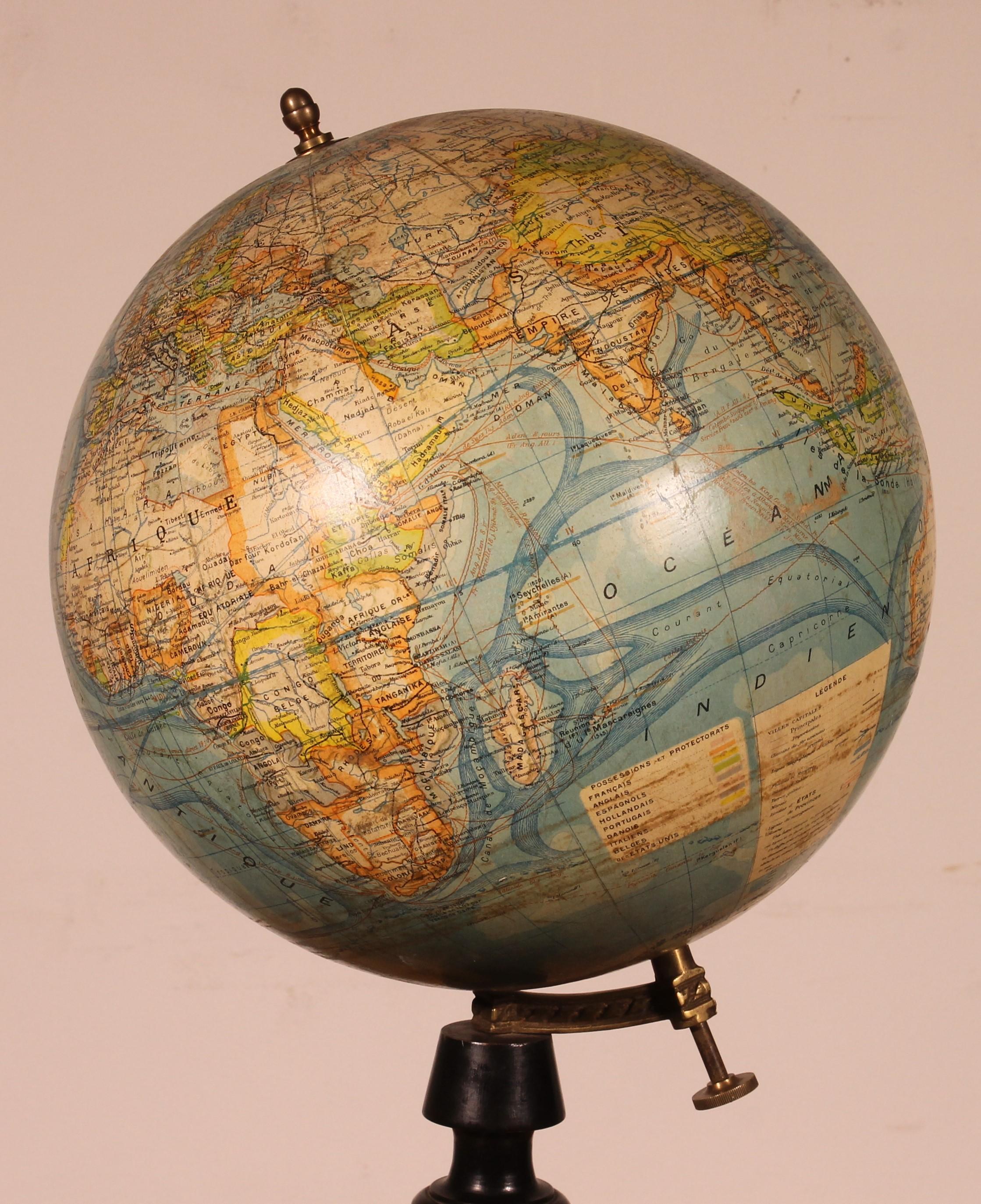 Very beautiful Terrestrial Globe from the beginning of the 20th century circa 1910 by J. Forest Paris Rue de Bucci

The Terrestrial Globe has a very beautiful blackened wooden base with a beautiful turning

Very beautiful Terrestrial Globe in superb