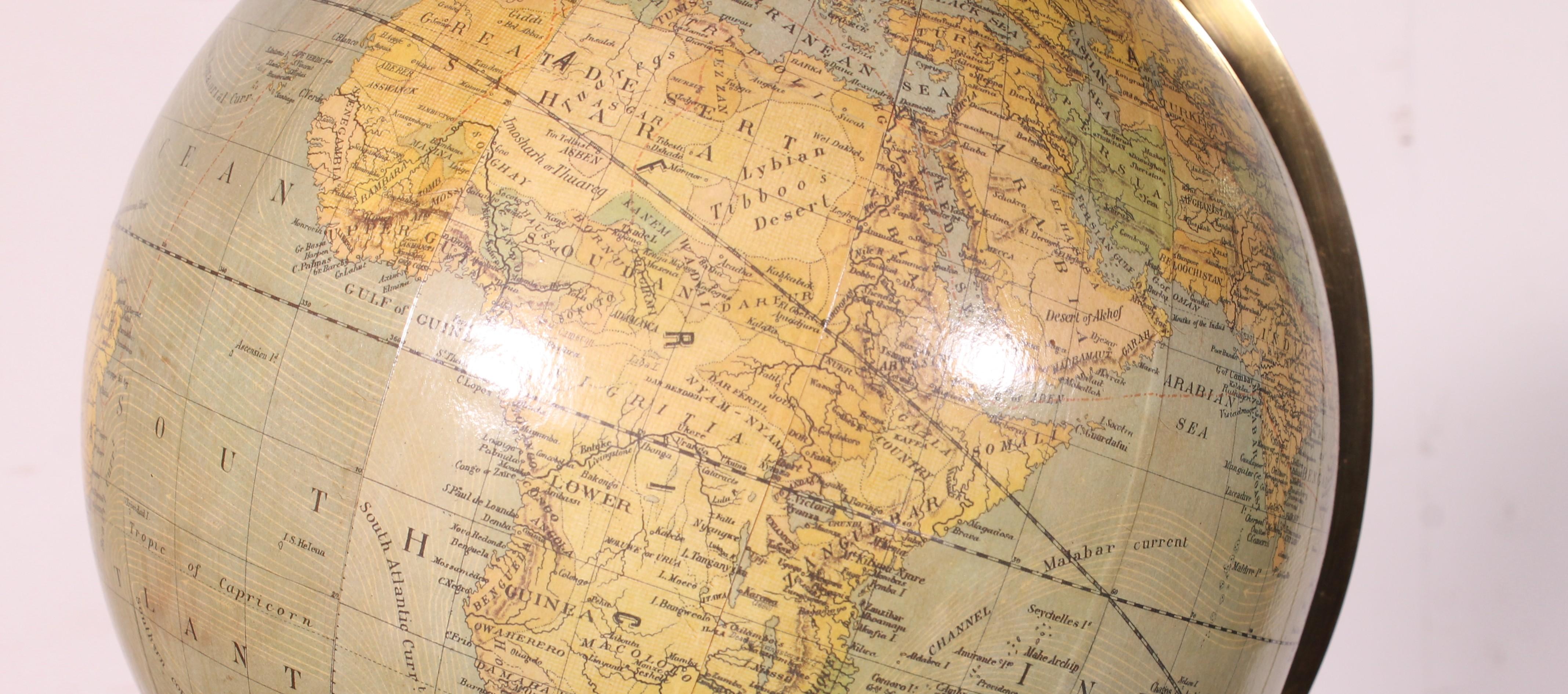 Papier Globe terrestre de Merzbach & Falk Bruxelles pour Greaves and Thomas Londres en vente