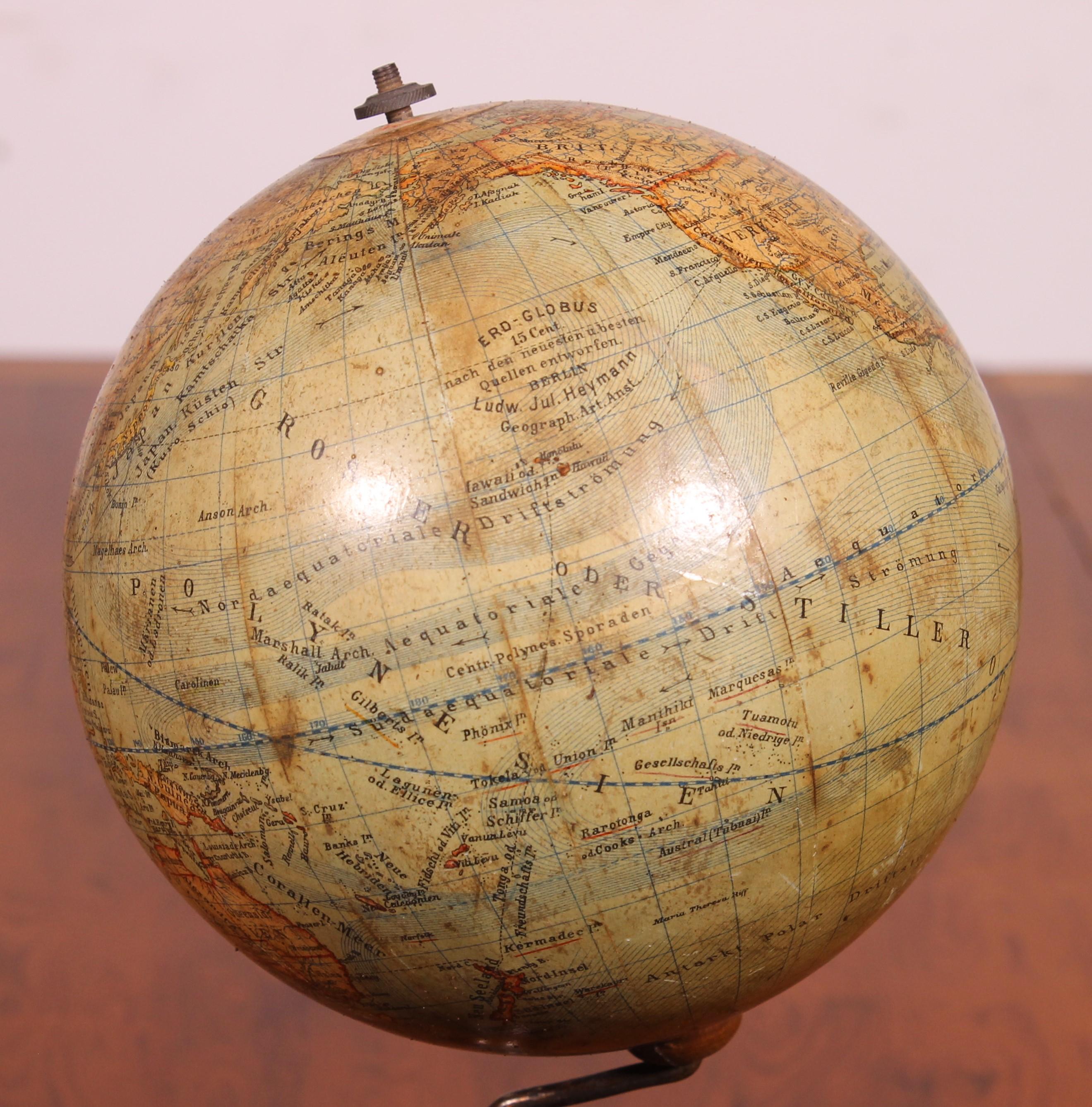 XIXe siècle Globe terrestre Erd globus - 19e siècle en vente