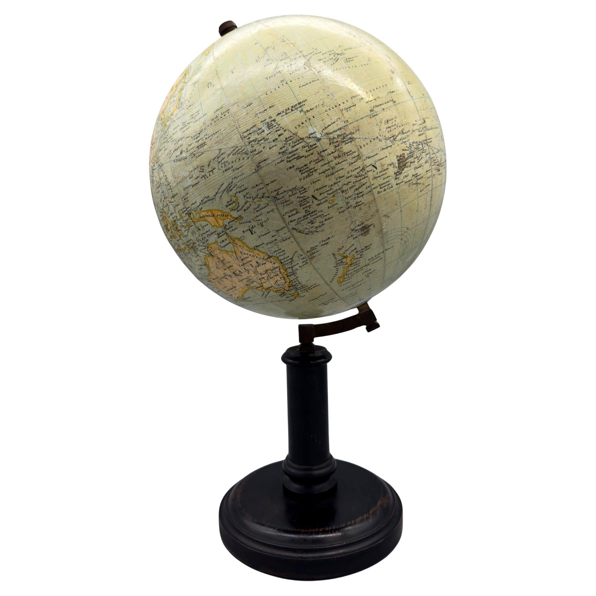 Terrestrial globe on foot, Editions E. Bertaux, G. Thomas successeur, circa 1900