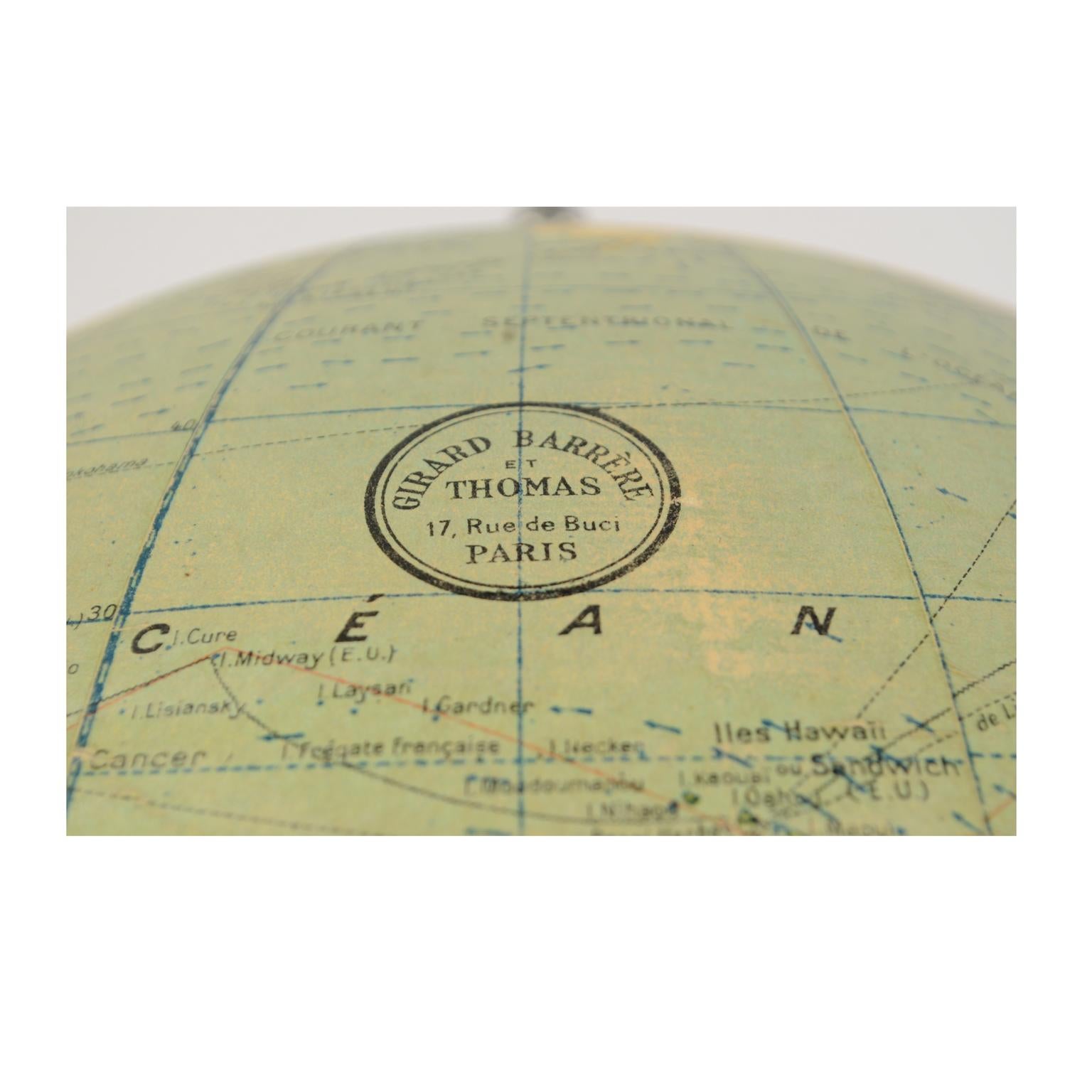Antique Terrestrial Globe Published in 1940s by Girard Barrère et Thomas, Paris For Sale 2