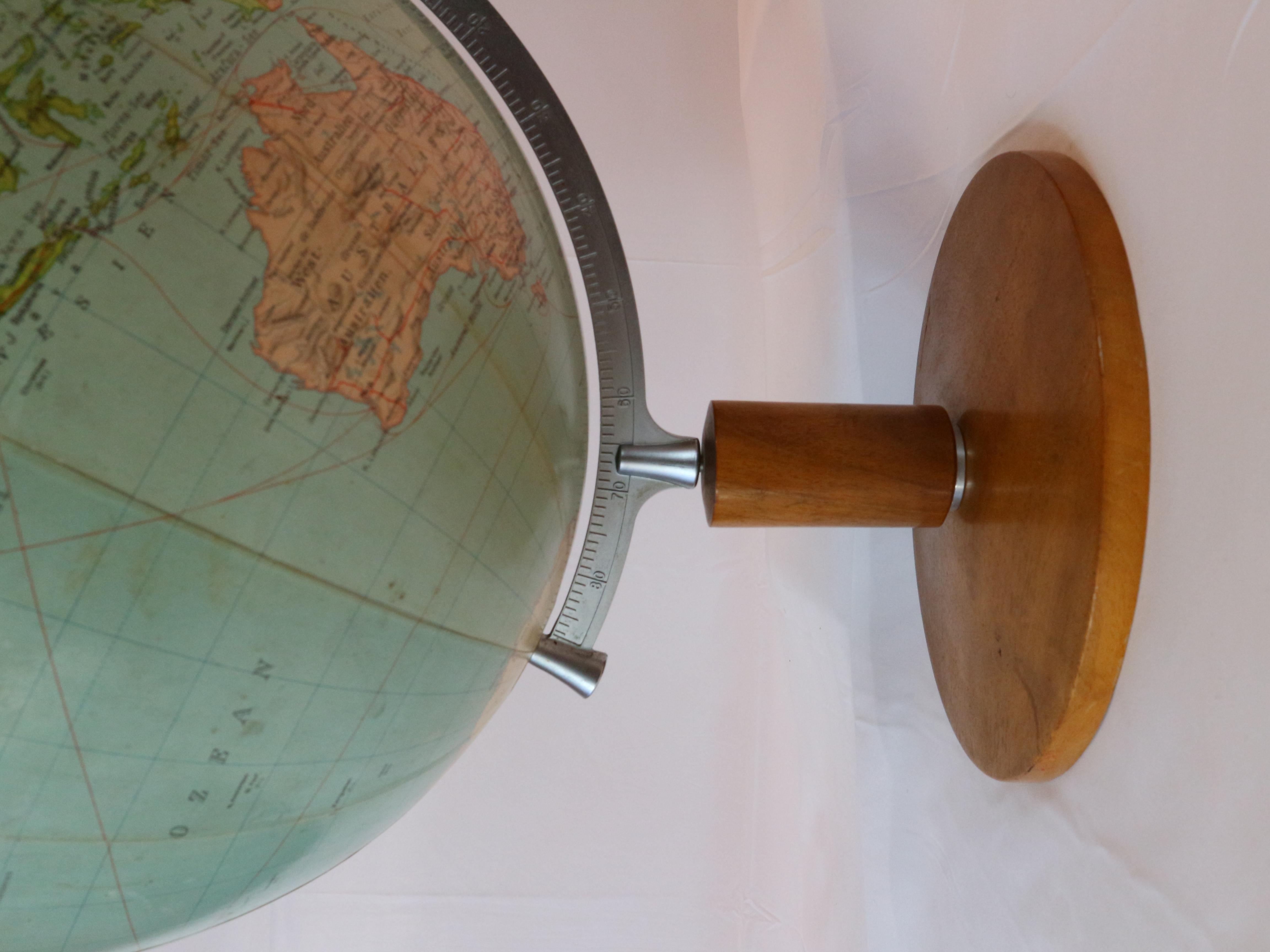Mid-20th Century 1950s Terrestrial Globe Swiss for Kummerly and Frey