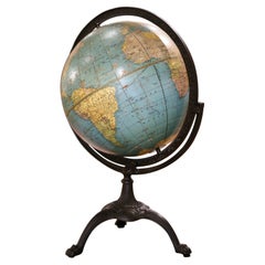 Mappamondo terrestre su supporto in ferro di George F. Cram's and Co. circa 1946