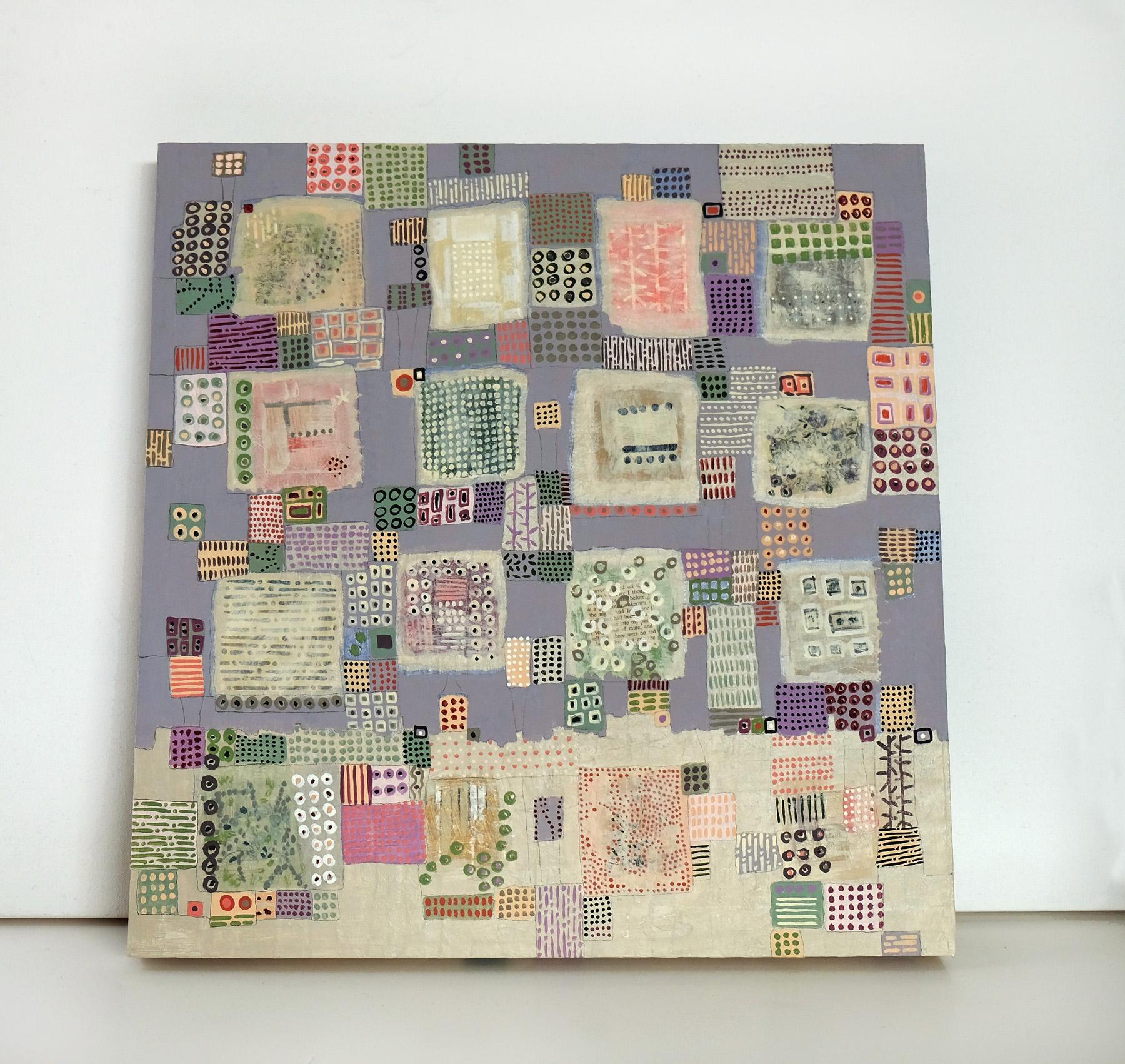 <p>Commentaires de l'artiste<br>Abstrait géométrique librement construit par l'artiste Terri Bell. Des arrangements flottants de cercles, de points et de motifs divers apparaissent dans des carrés, disposés sur un fond pastel atténué avec des tons