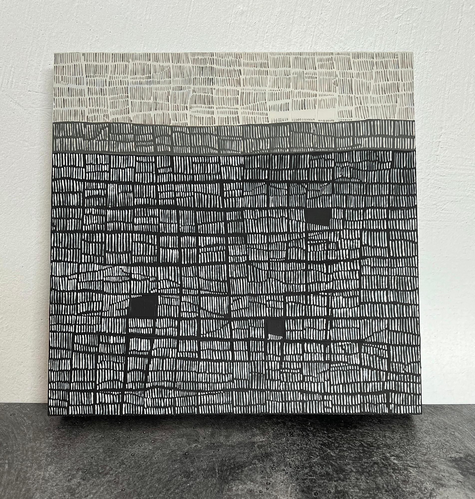 <p>Kommentare der Künstlerin<br>Die Künstlerin Terri Bell hat ein abstraktes Werk geschaffen, das lineare Texturen und Ausgewogenheit betont. Jeder Abschnitt enthält feste Flächen, die sich von den fließenden Linien abheben. Mit einem subtilen