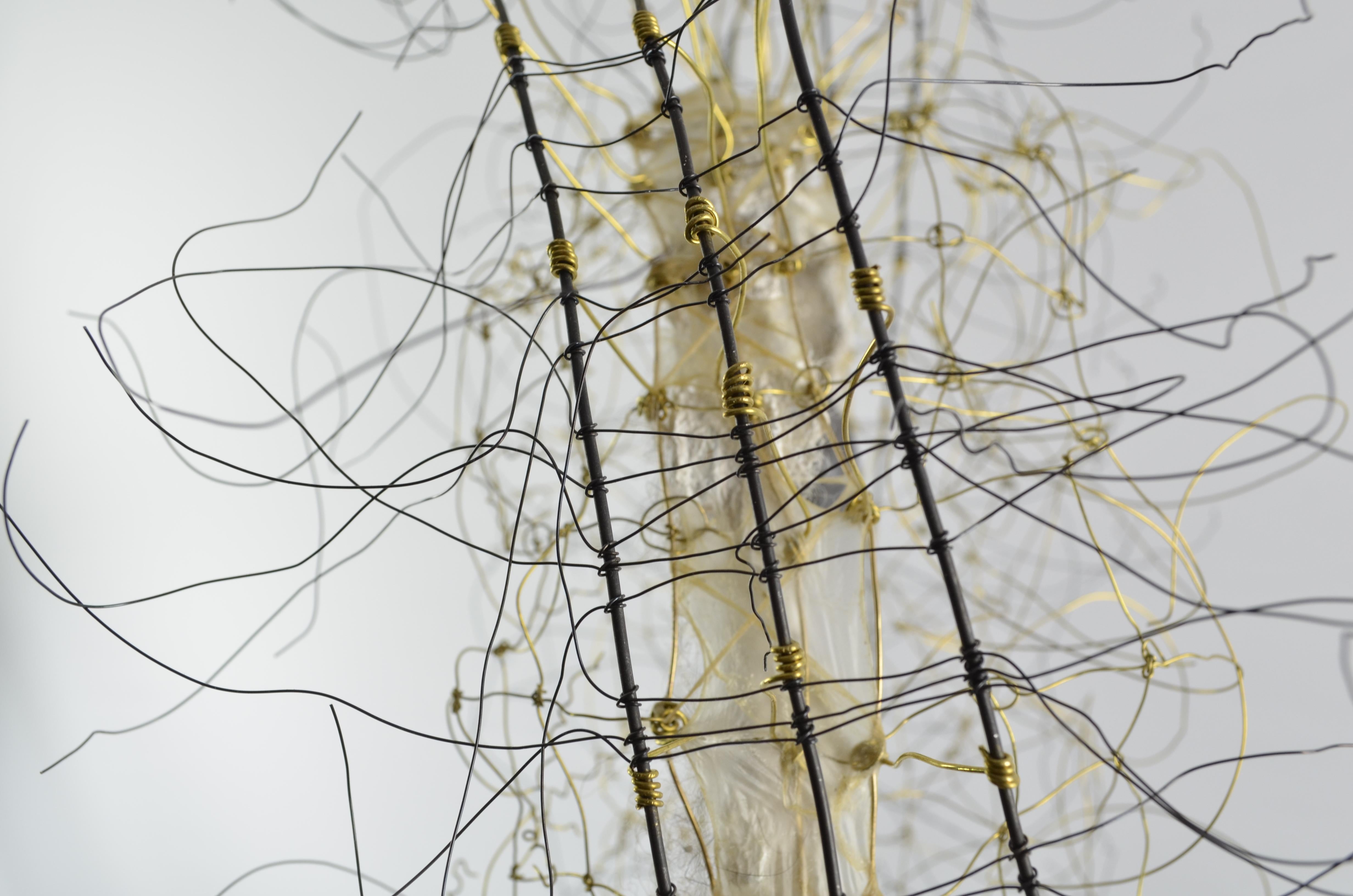 Hanging wire sculpture: 'Willa' For Sale 6