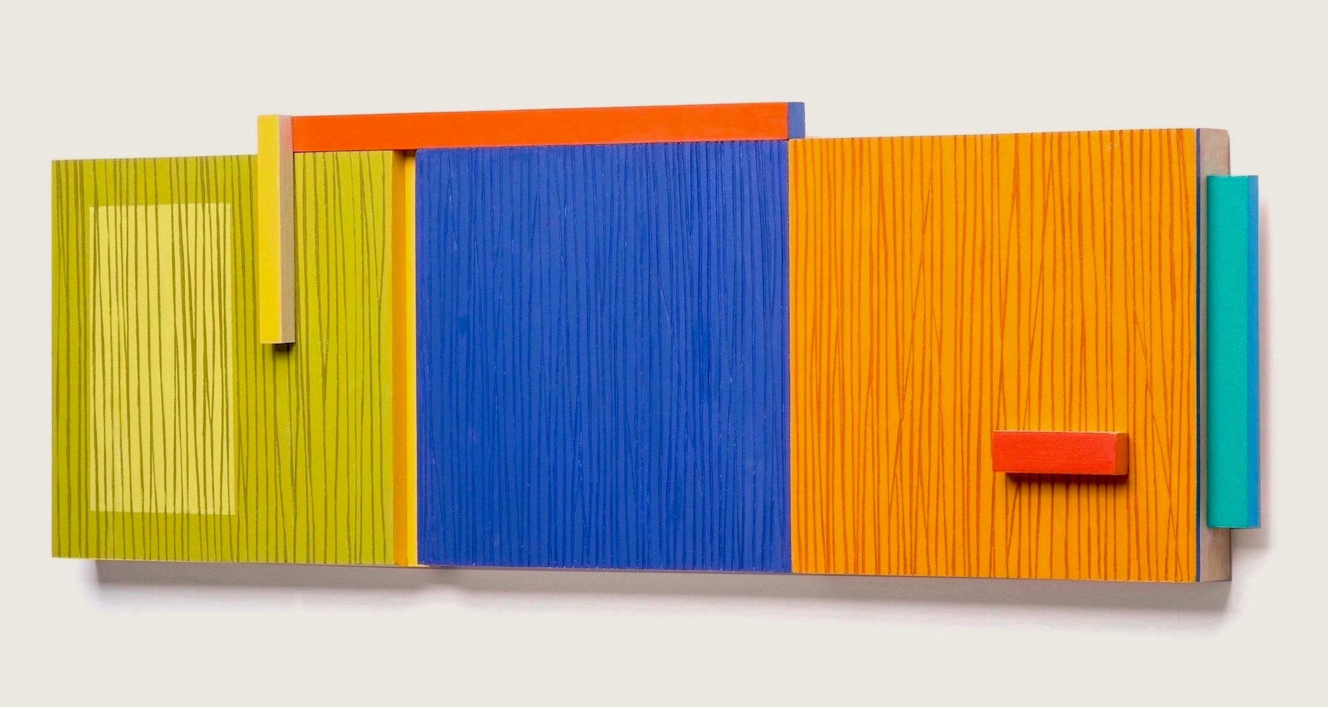 Abstrakte Wandskulptur – gelb, blau, orange, minimalistisch, mcm – Sculpture von Terri Fridkin