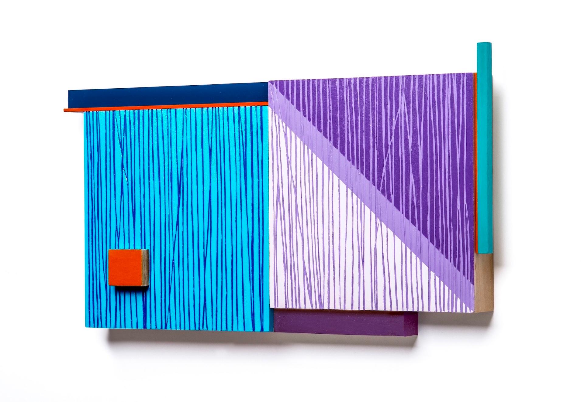 One Way or Another – Abstrakte Wandskulptur – blau, lila, orange, minimalistisch – Painting von Terri Fridkin